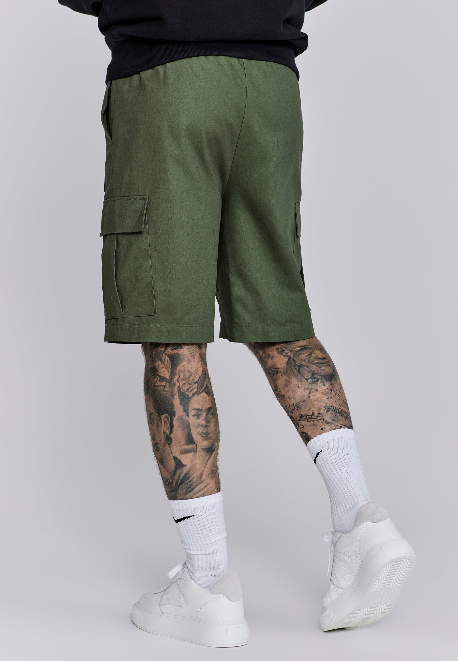 Cargo Shorts in Green Shorts SikSilk