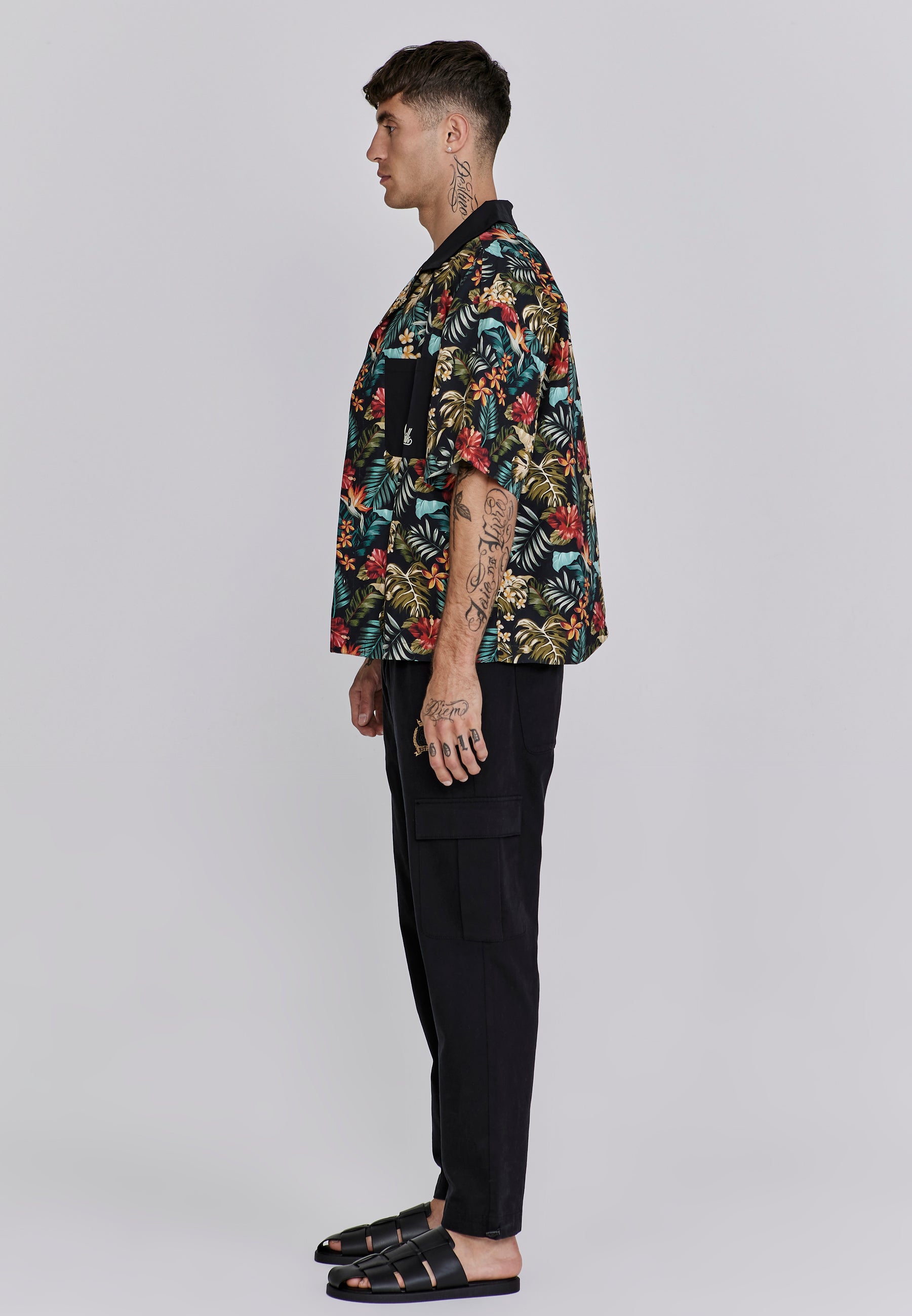 Resort Shirt in Multi Hemden SikSilk