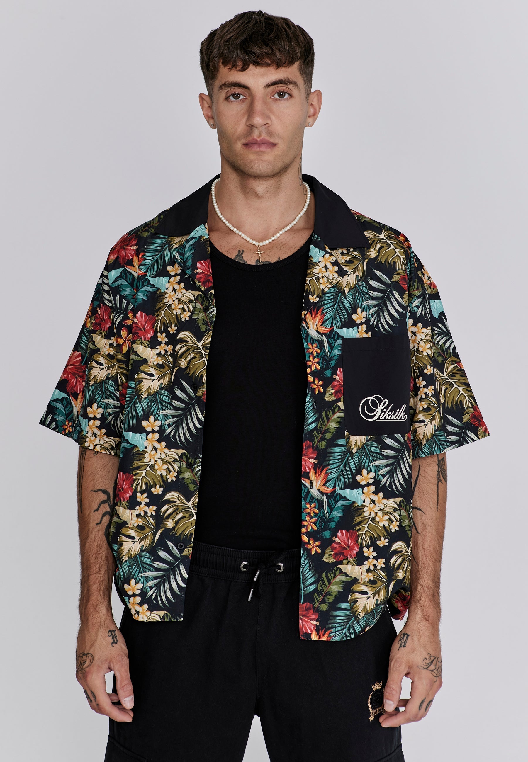 Resort Shirt in Multi Hemden SikSilk