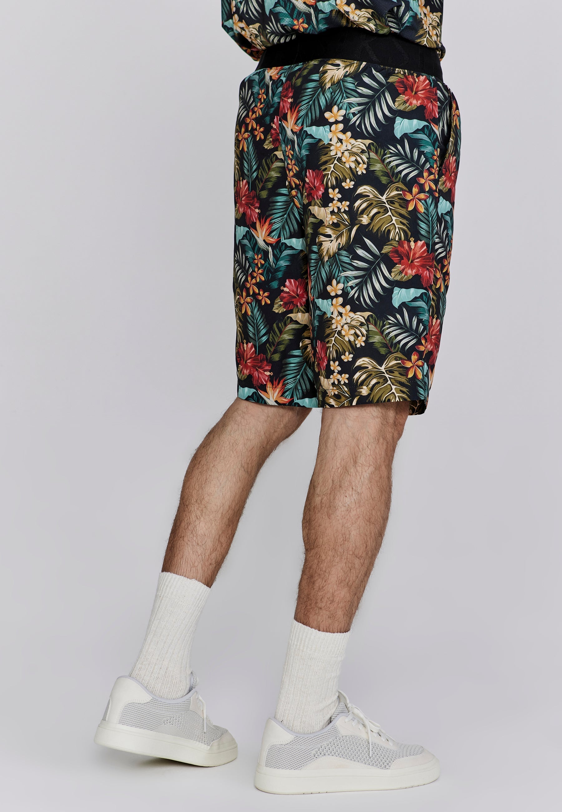 Resort Short in Multi Shorts SikSilk