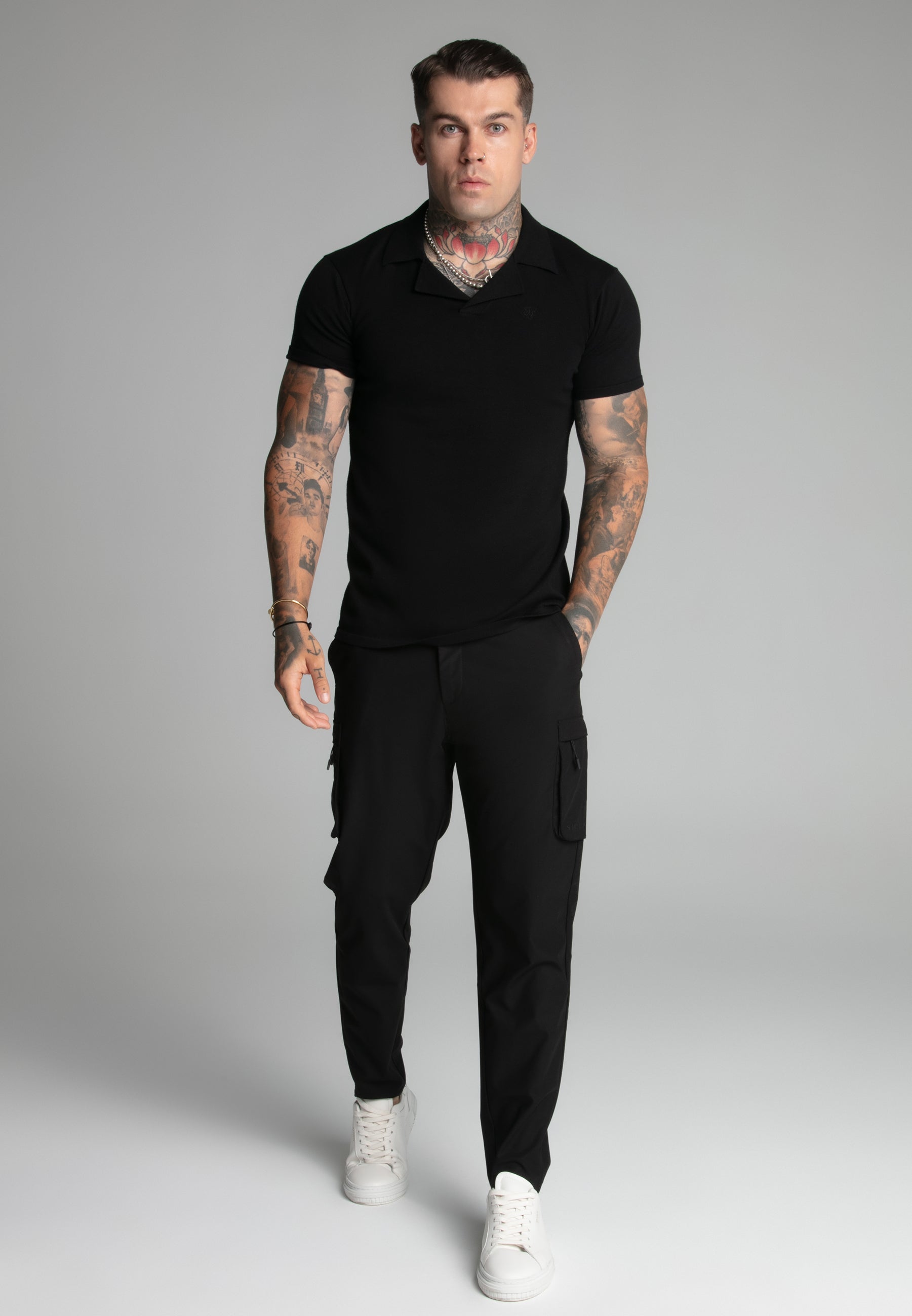 Revere Collar Polo in Black T-Shirts SikSilk