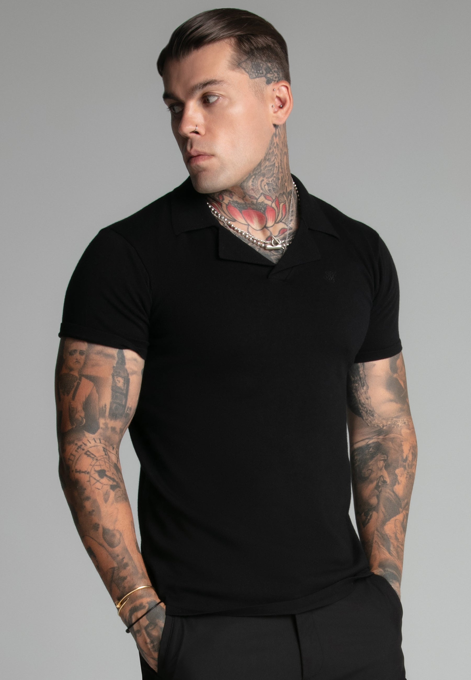 Revere Collar Polo in Black T-Shirts SikSilk