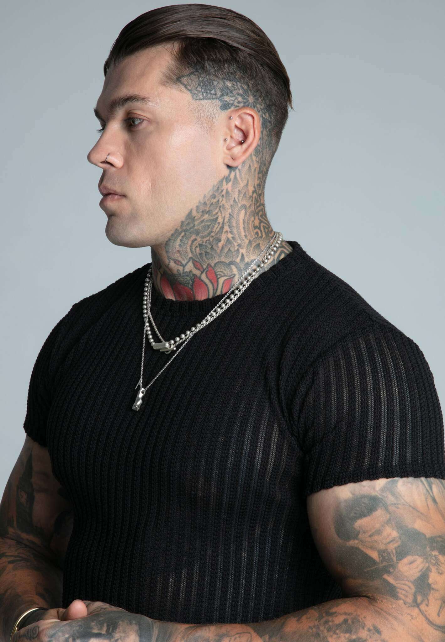 Textured Muscle Fit T-Shirt in Black T-Shirts SikSilk