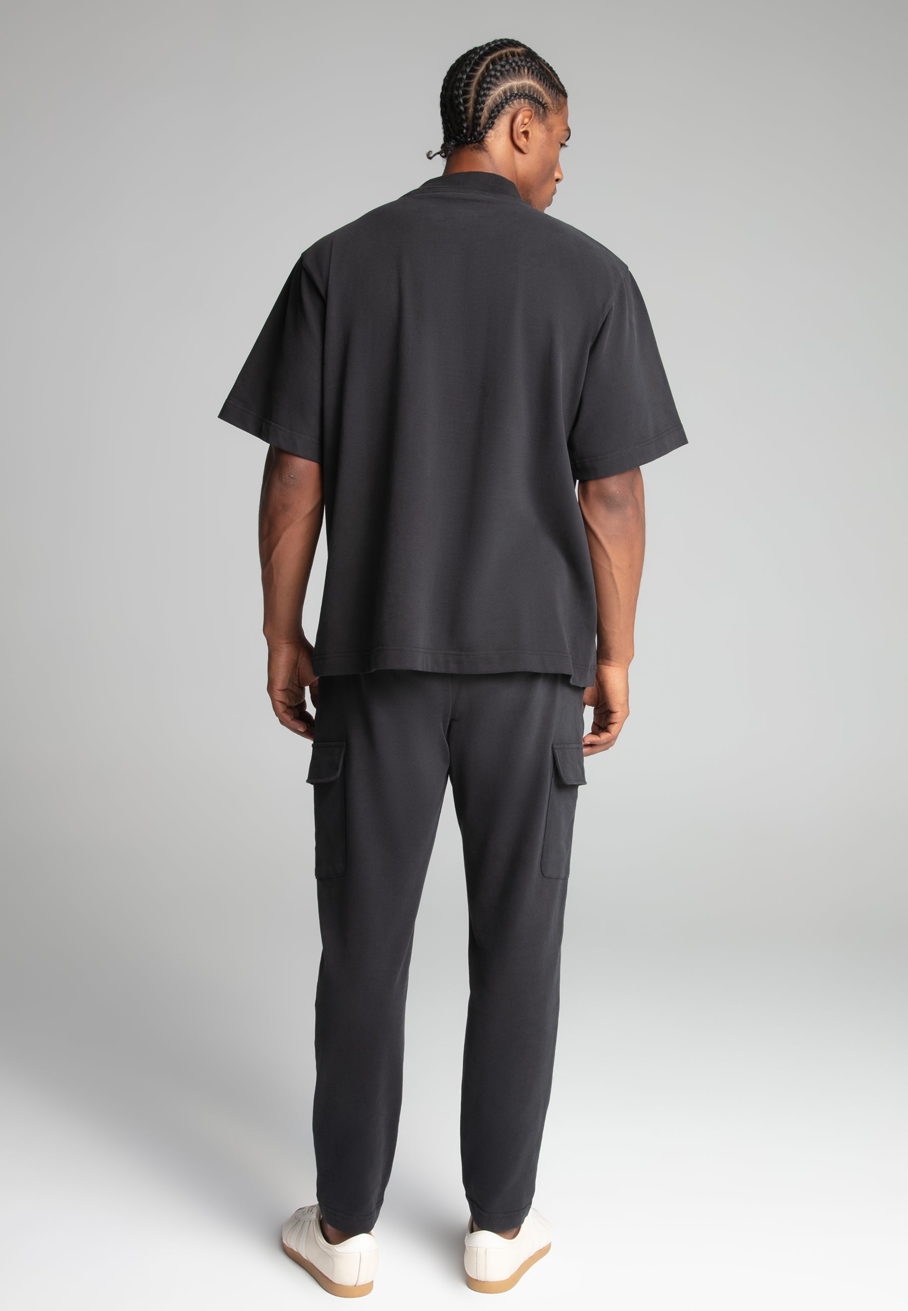 Crest Cargo Joggers in Black Hosen SikSilk