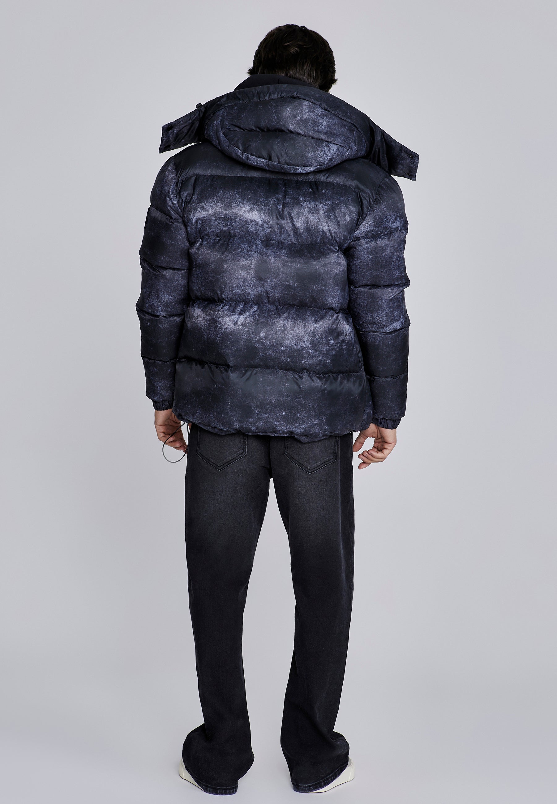 Puffer Jacket in Dark Grey