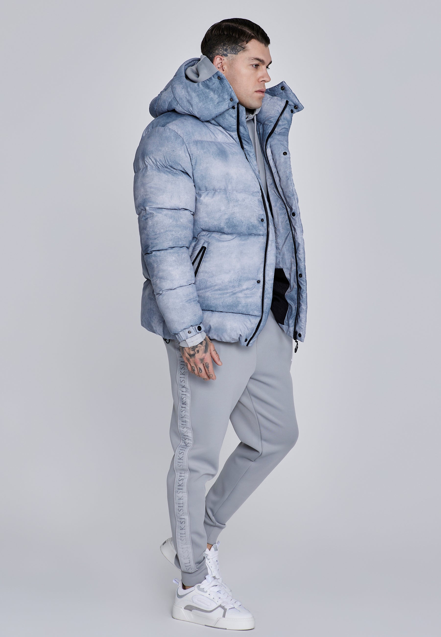 Puffer Jacket in Light Grey