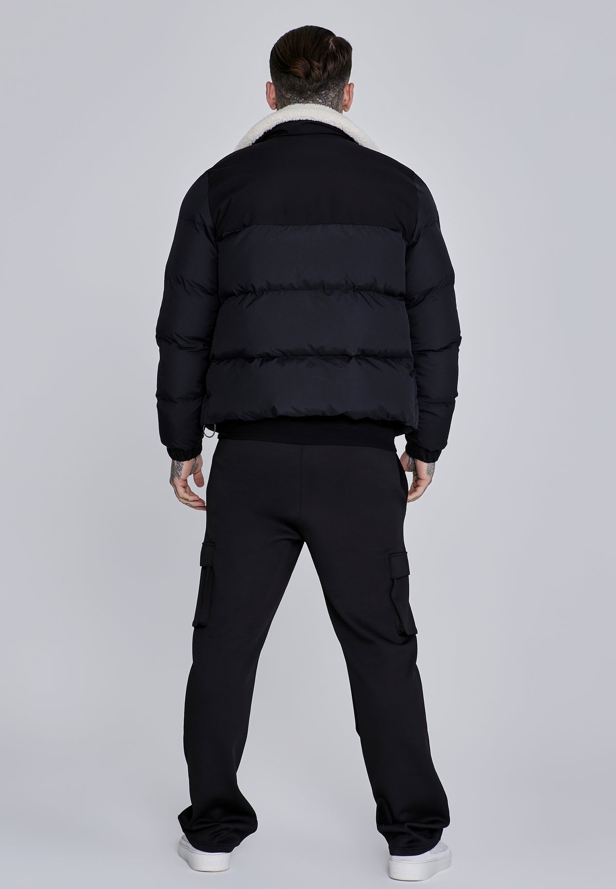 Winterjacke Puffer in Black Jacken SikSilk