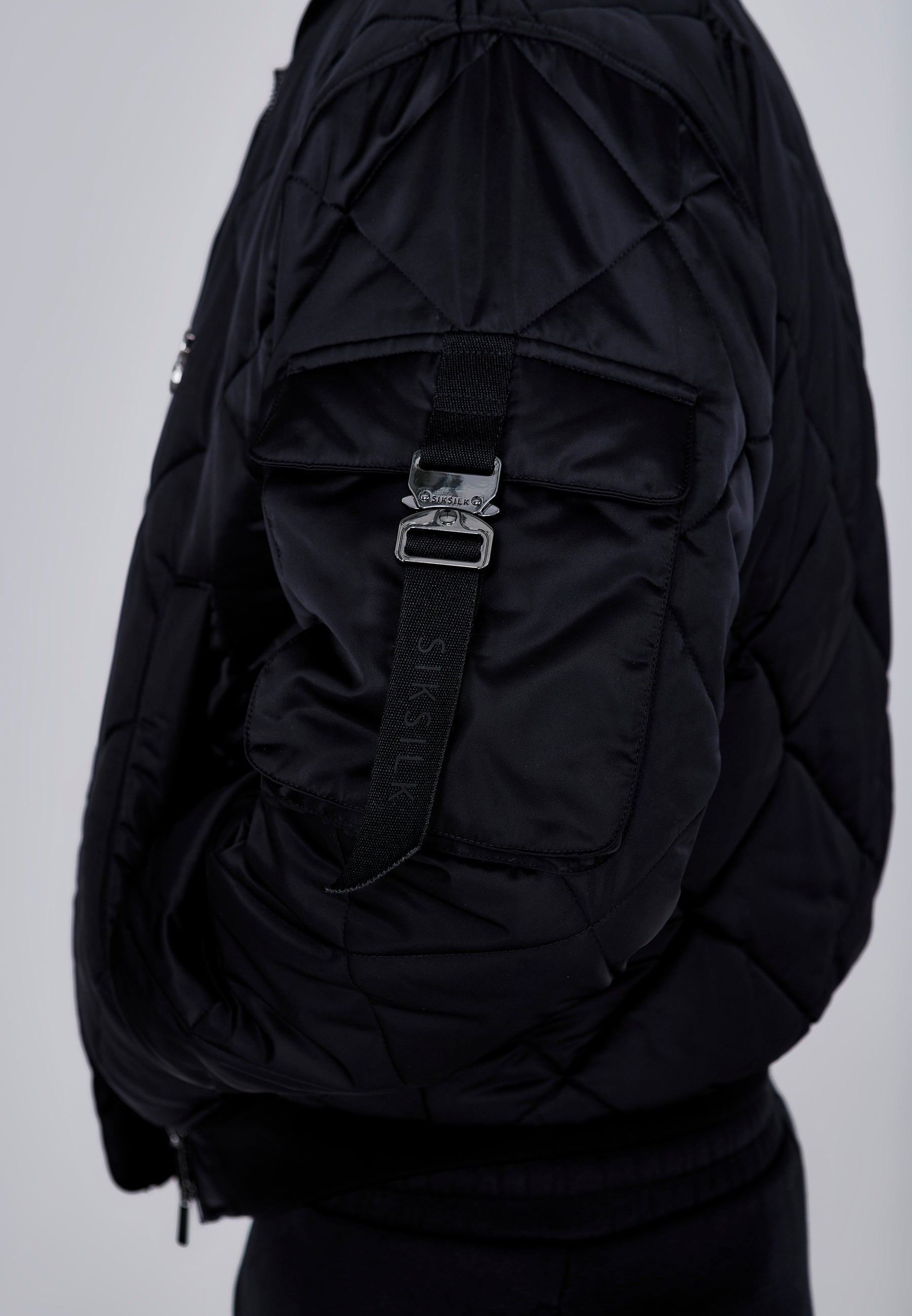 Bomber Jacket in Black Jacken SikSilk