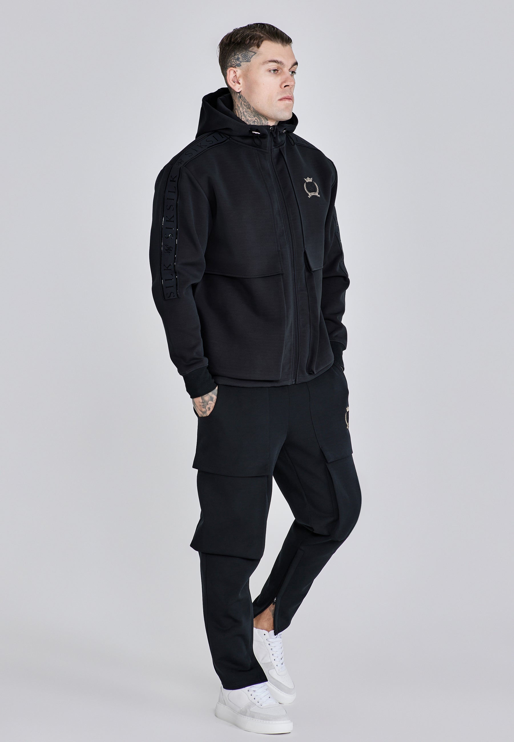 Utility Hoodie in Black Sweatjacken SikSilk