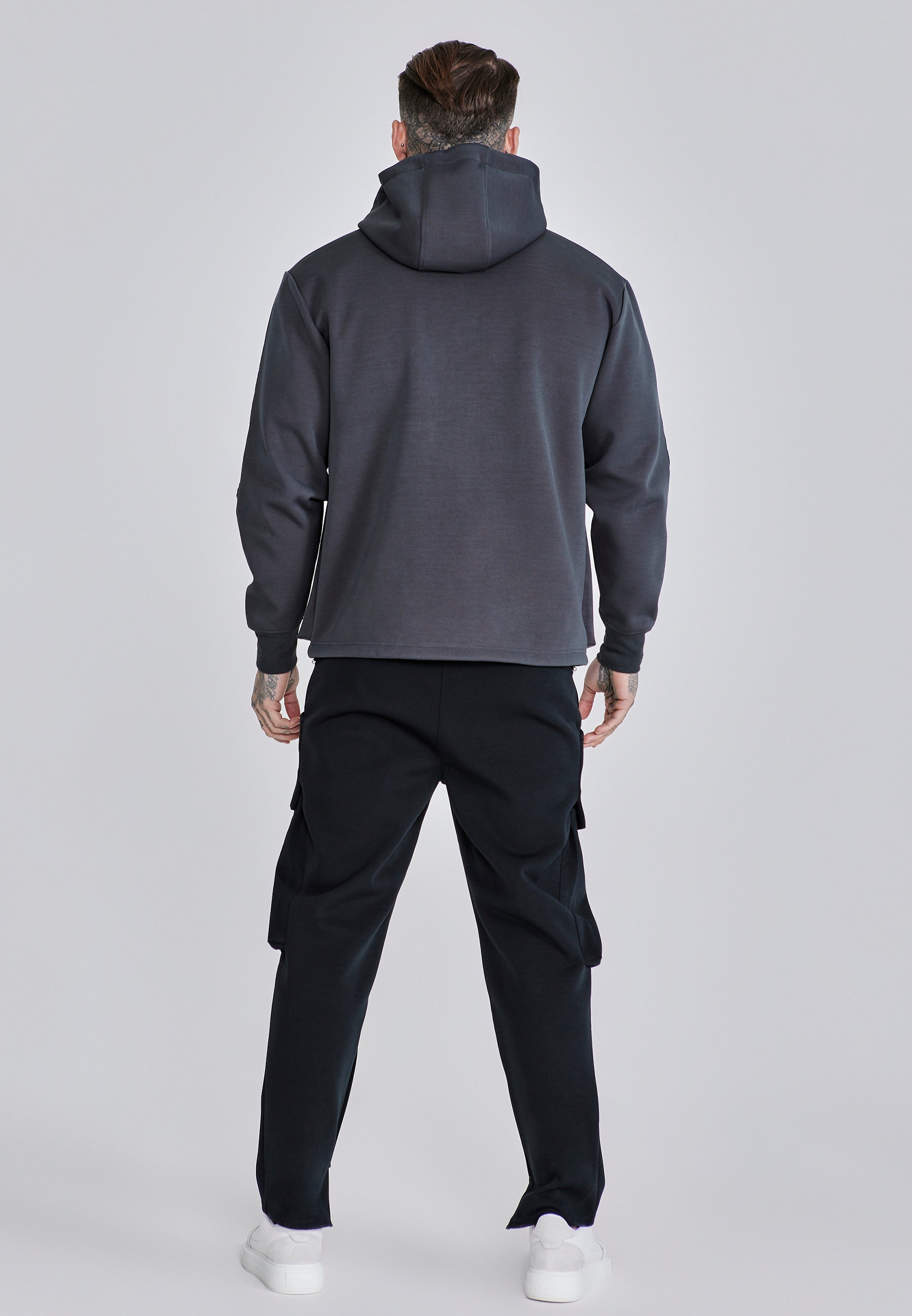 Utility Pants in Black Hosen SikSilk