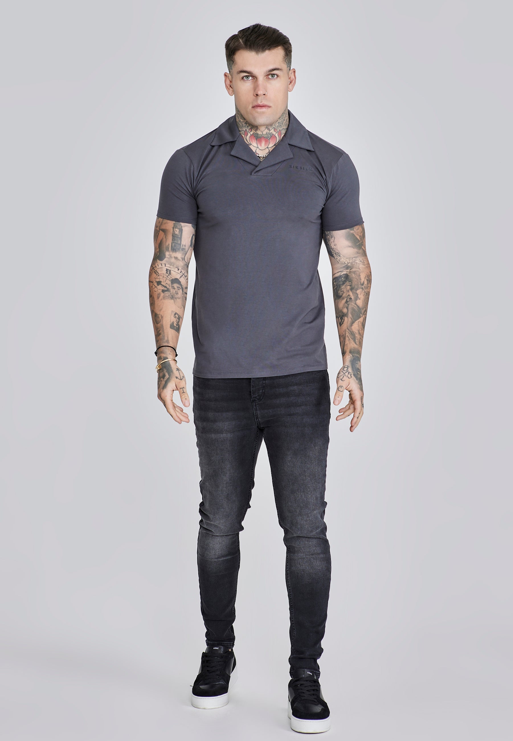 Smart Revere Polo - Muscle Fit in Black T-Shirts SikSilk