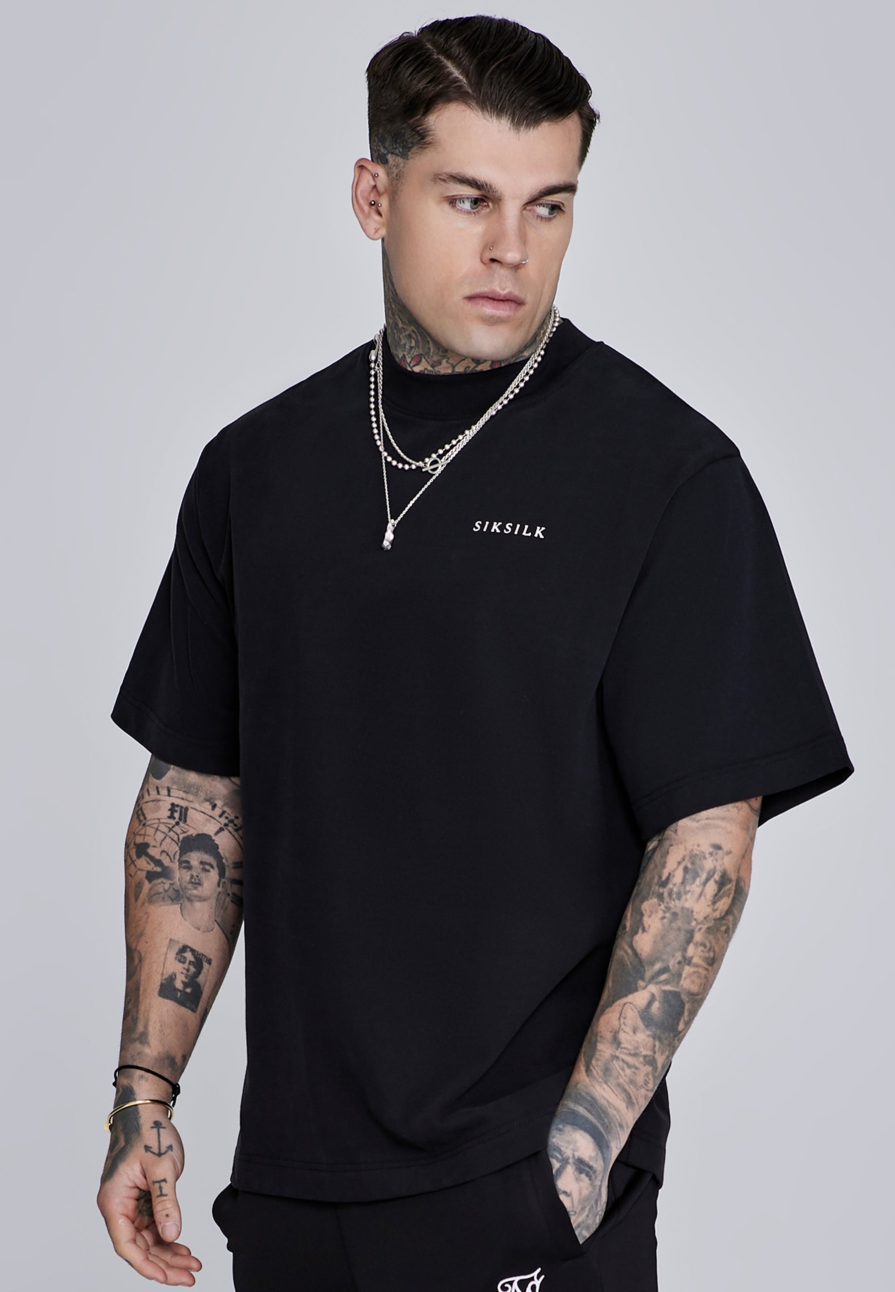 Graphic T-Shirt in Black T-Shirts SikSilk
