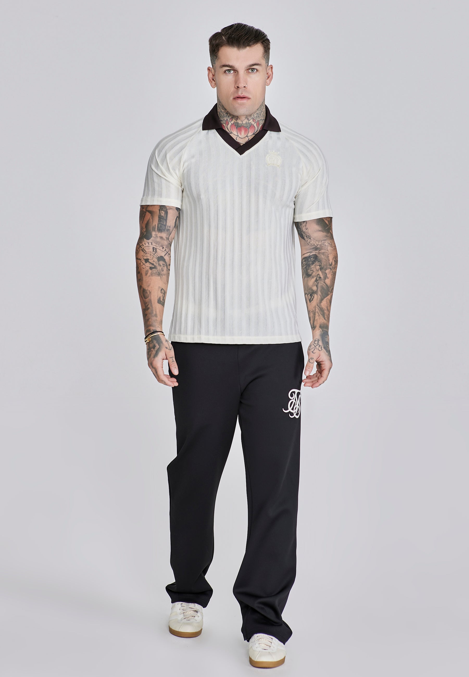 Track Pants in Black Hosen SikSilk
