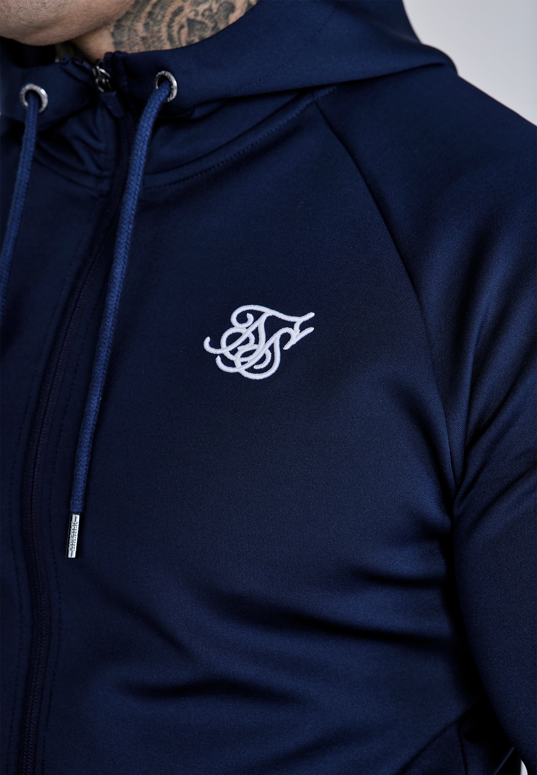 Essentials Poly FullZip Hoodie in Navy Sweatjacken SikSilk
