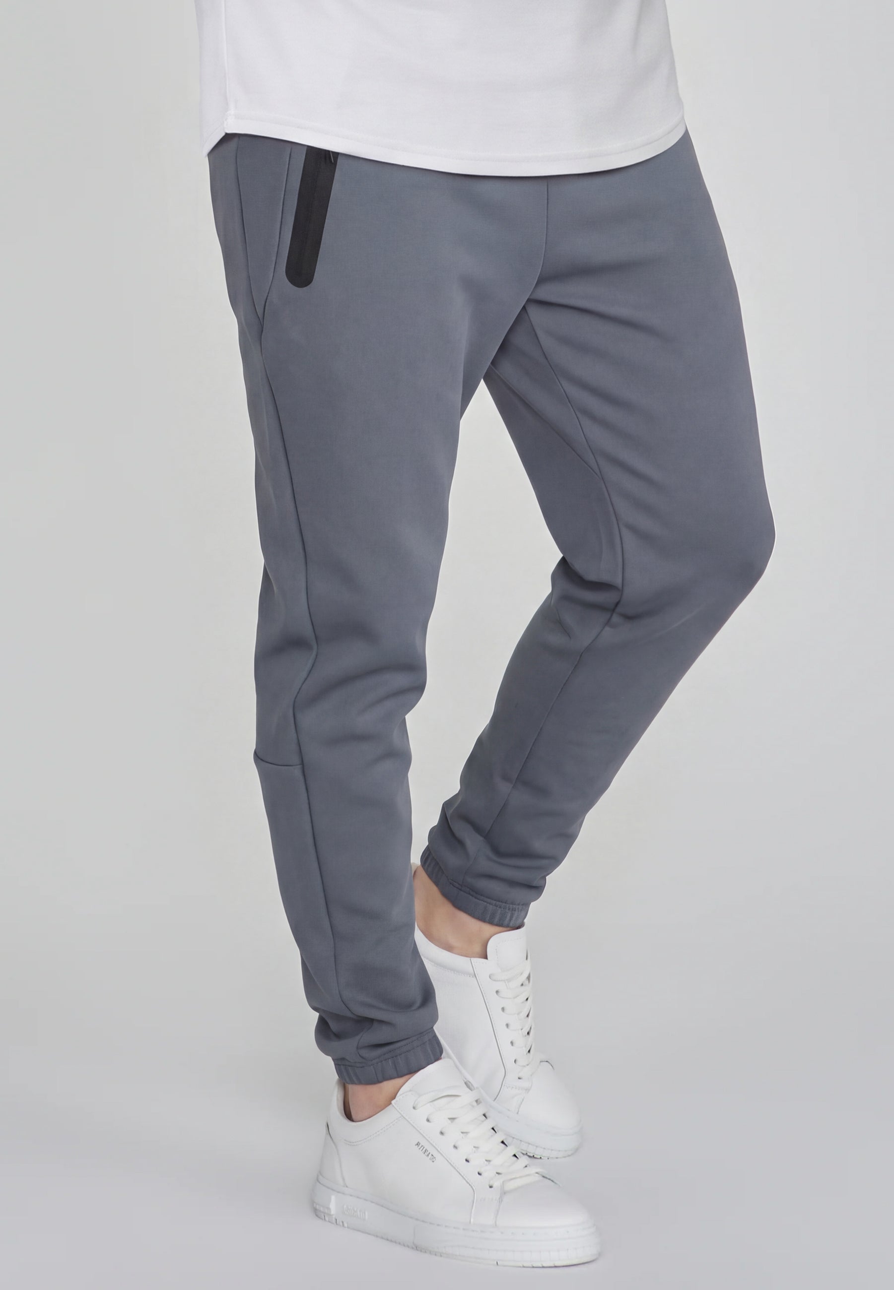 Tapered Joggers in Grey