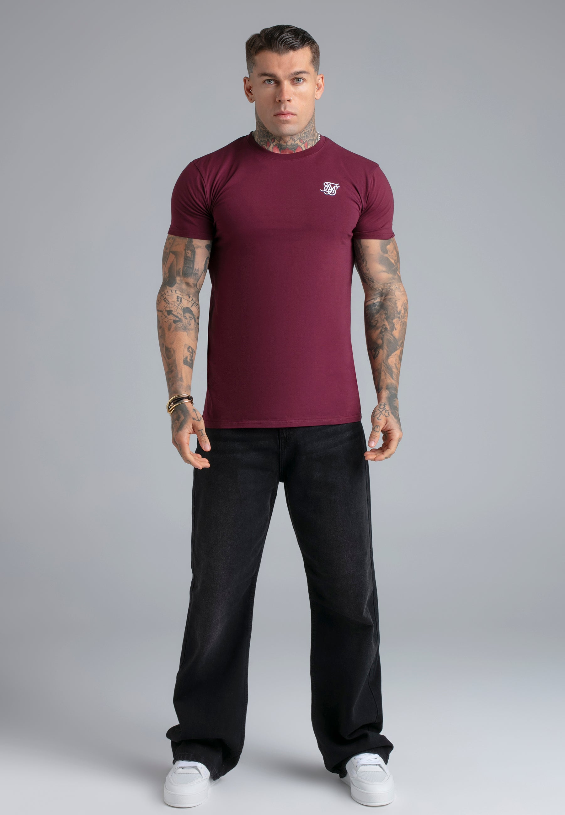 Essentials T-Shirt in Burgundy T-Shirts SikSilk