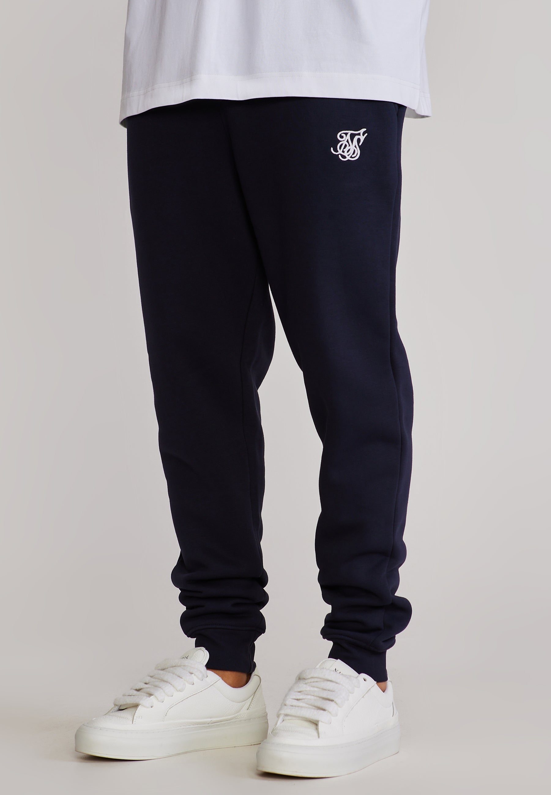 Essentials Joggers in Navy Hosen SikSilk