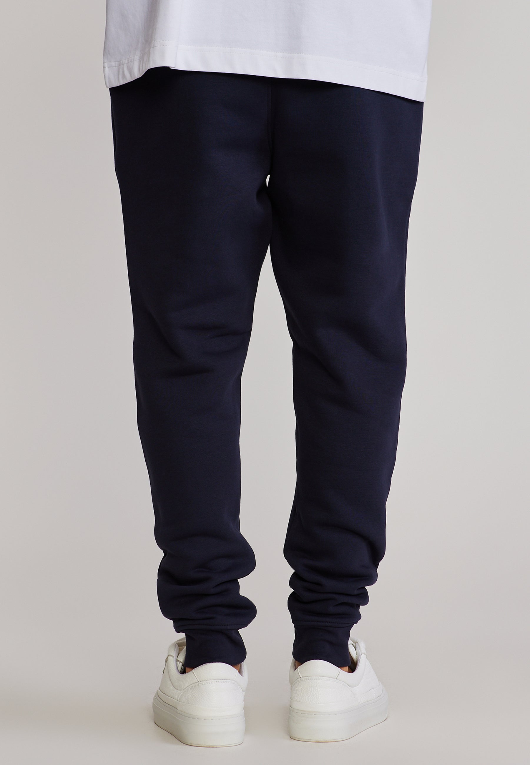 Essentials Joggers in Navy Hosen SikSilk