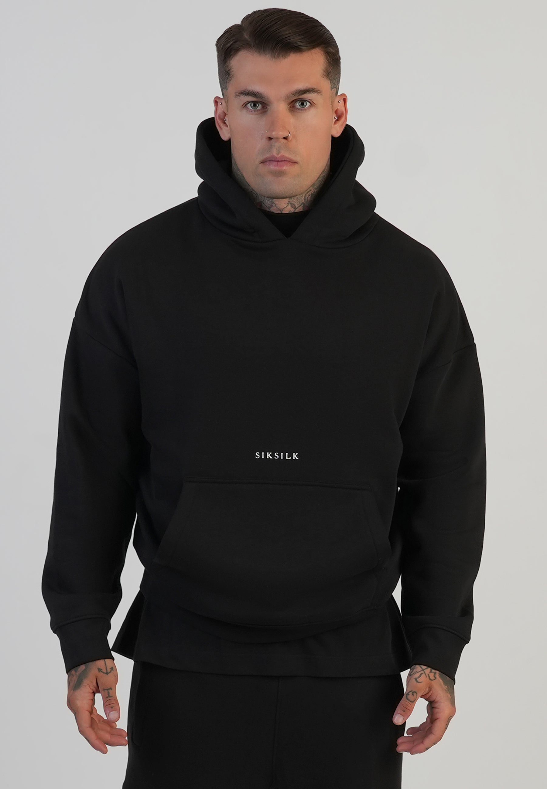 Graphic Hoodie in Black Kapuzenpullover SikSilk