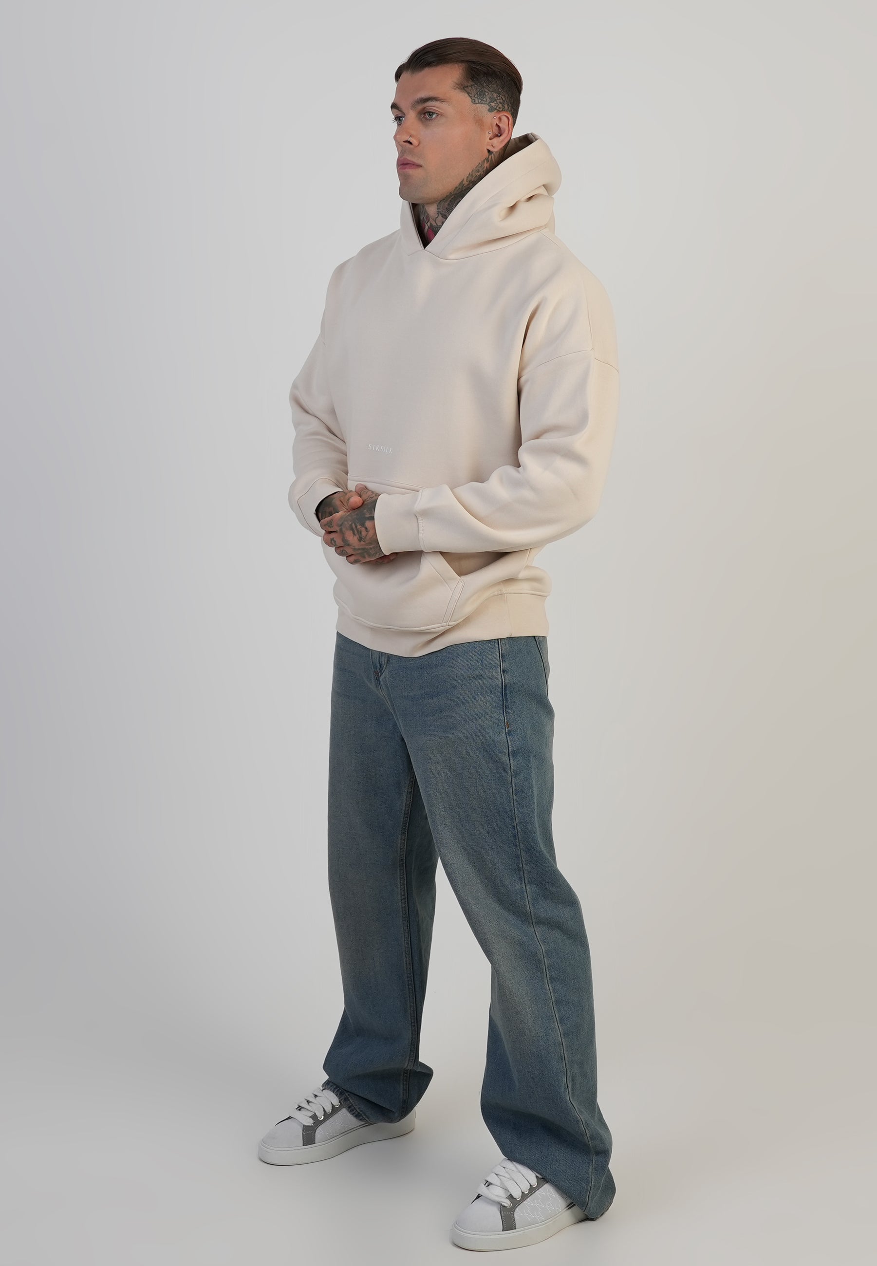 Graphic Hoodie in Ecru Hoodie SikSilk