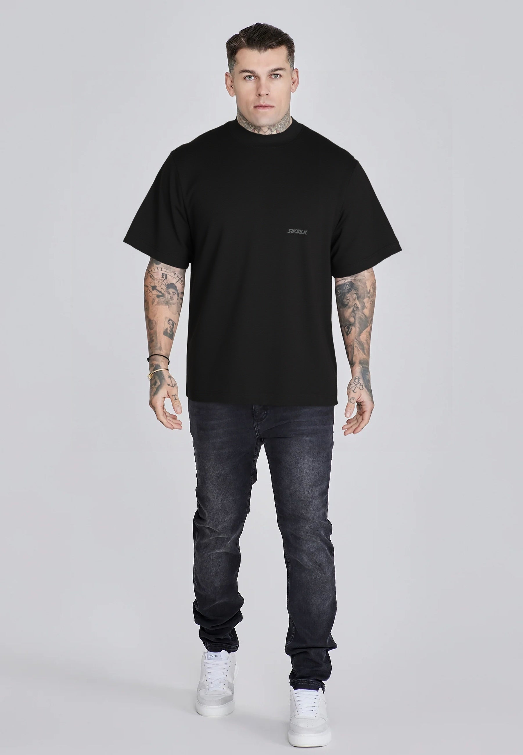 Graphic T-Shirt in Black T-Shirts SikSilk