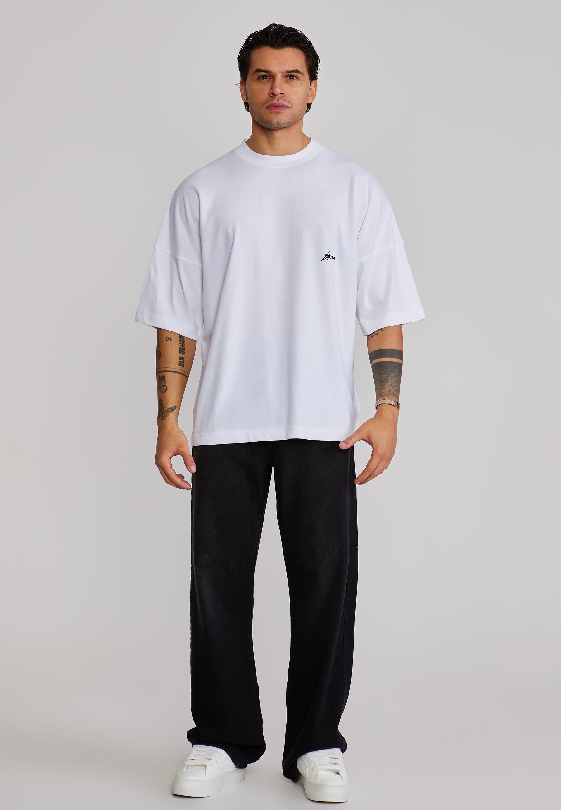 Graphic T-Shirt in White T-Shirts SikSilk
