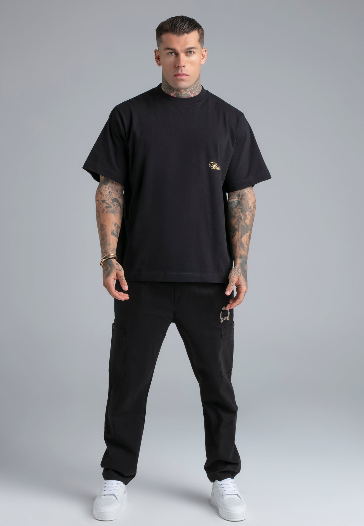 Cargohose Loose Fit in Black Hosen SikSilk
