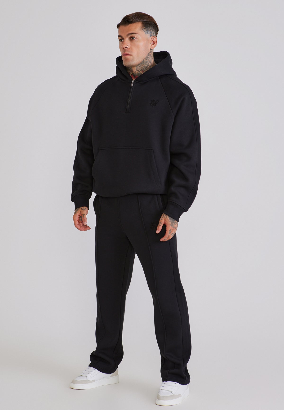 Kleidungsset Qtr Zip Hoodie and Joggers in Black Sets SikSilk