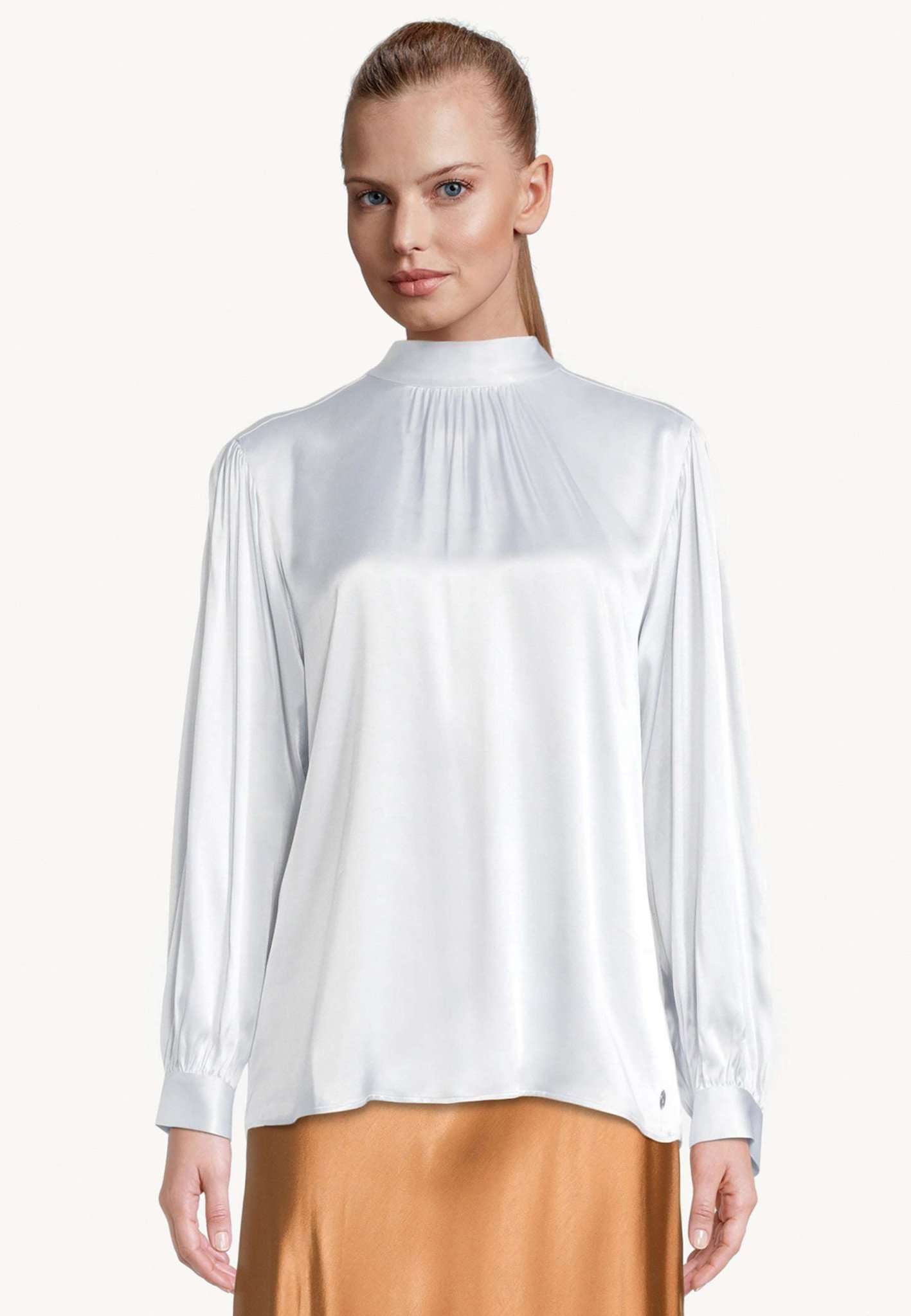 Alvesta Special Occasion Blouse in Arctic Ice Blusen Tamaris