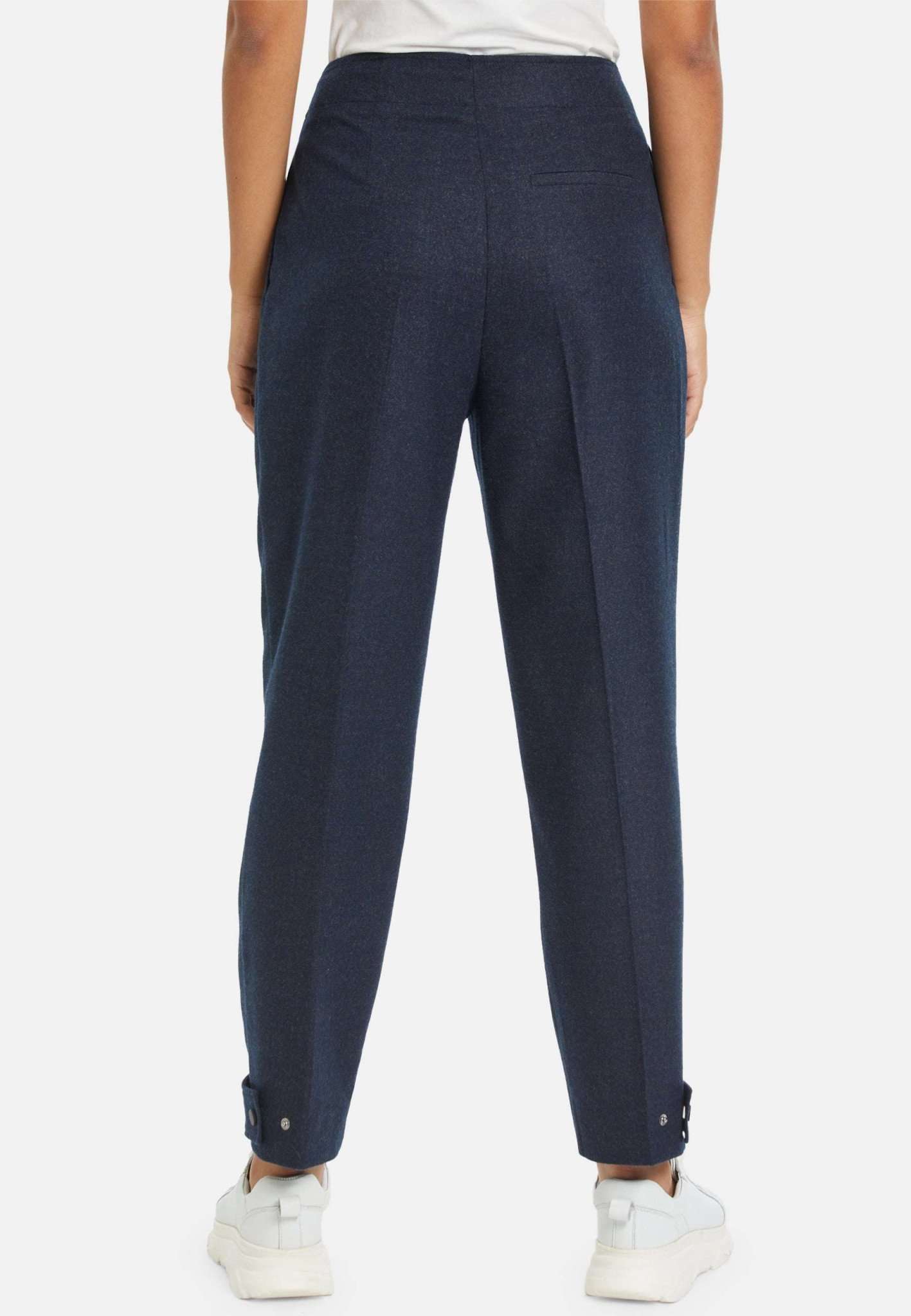 Brenk Loose Carrot Pant in Blueberry Hosen Tamaris   