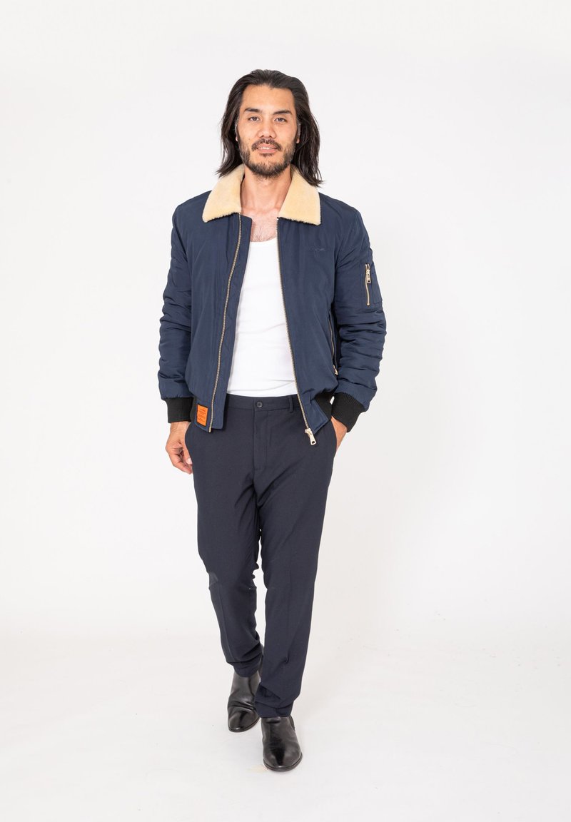 Versmold M Bomberjacke in Navy Jacken Bombers Original