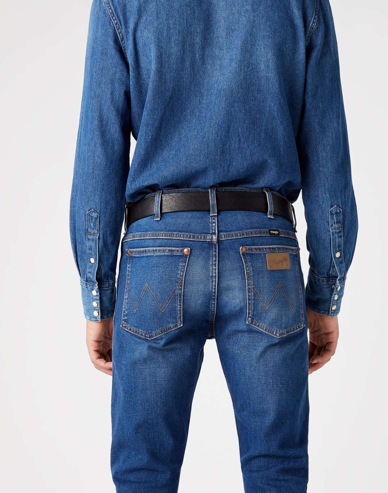Plate Buckle Belt in Black Gürtel Wrangler