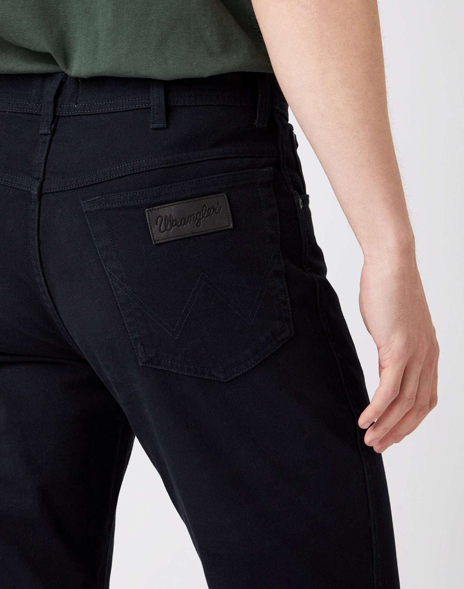 Texas Non Denim Twill in Navy Hosen Wrangler