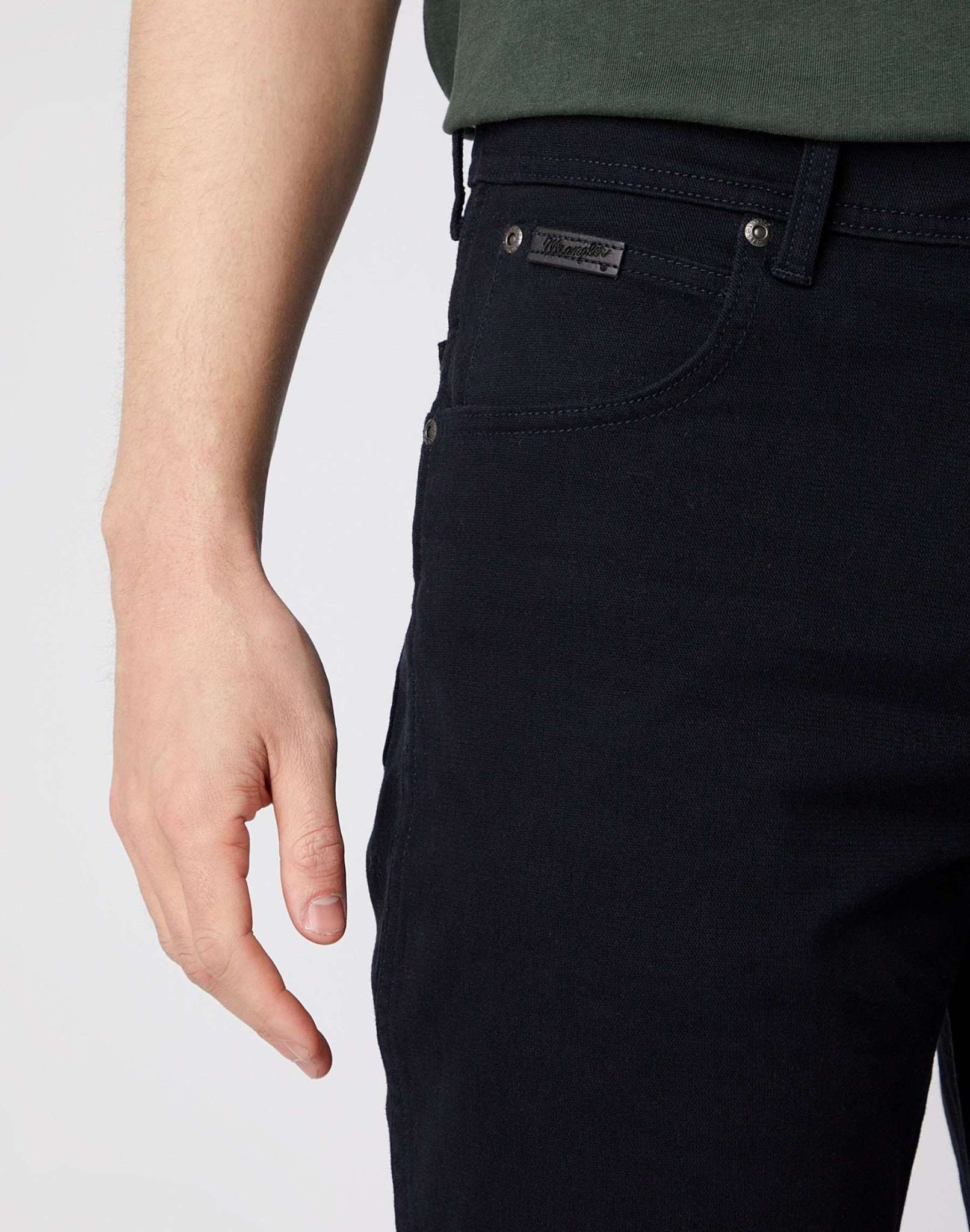 Texas Non Denim Twill in Navy Hosen Wrangler