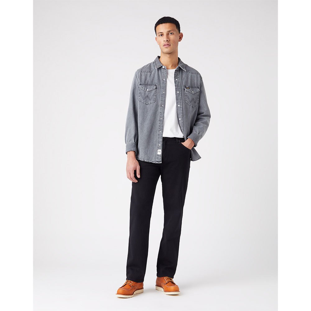 Texas Medium Stretch in Raven Jeans Wrangler