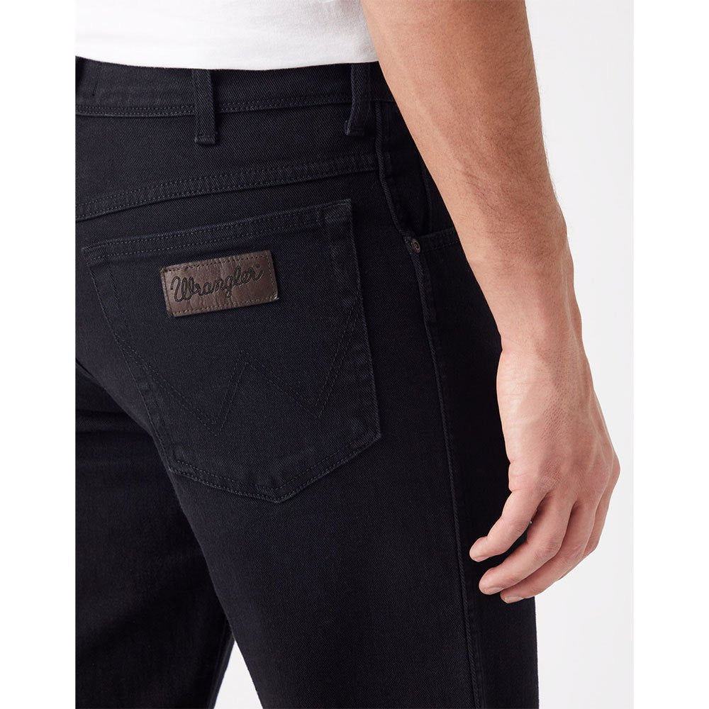 Texas Medium Stretch in Raven Jeans Wrangler