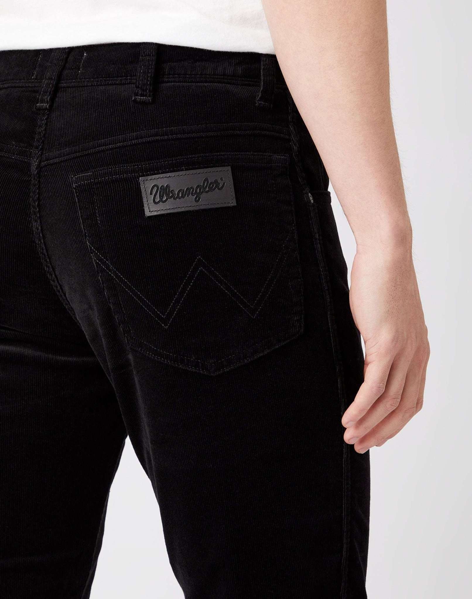 Texas Slim Corduroy in Black Hosen Wrangler   