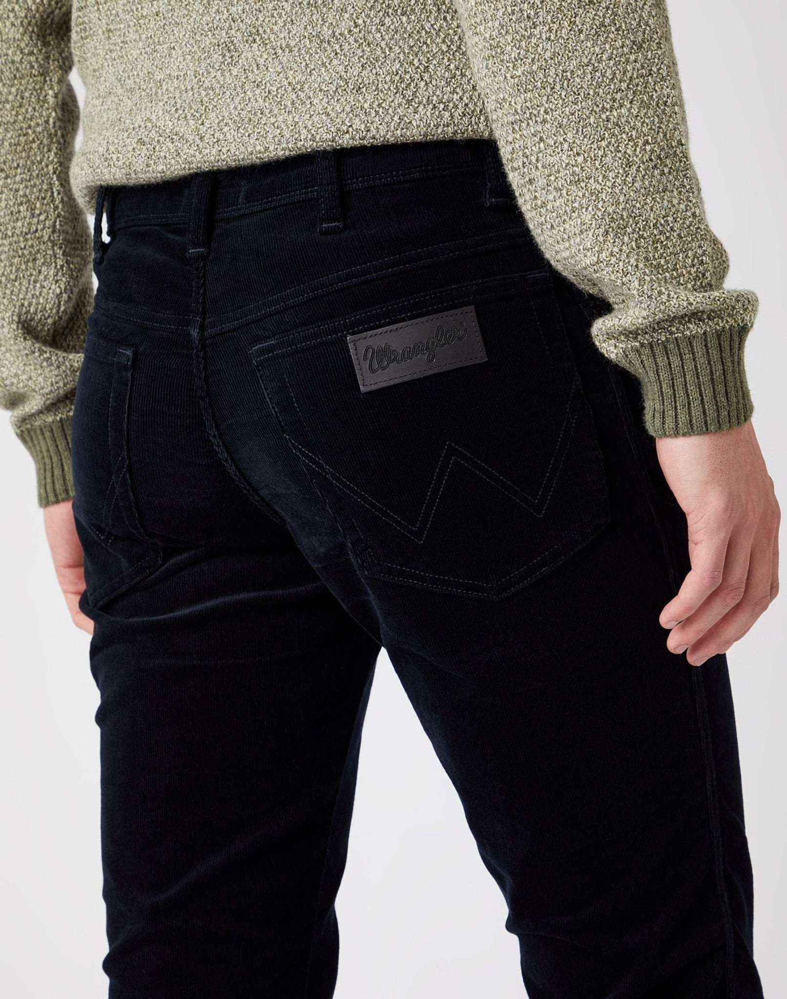 Texas Slim Corduroy in Navy Hosen Wrangler