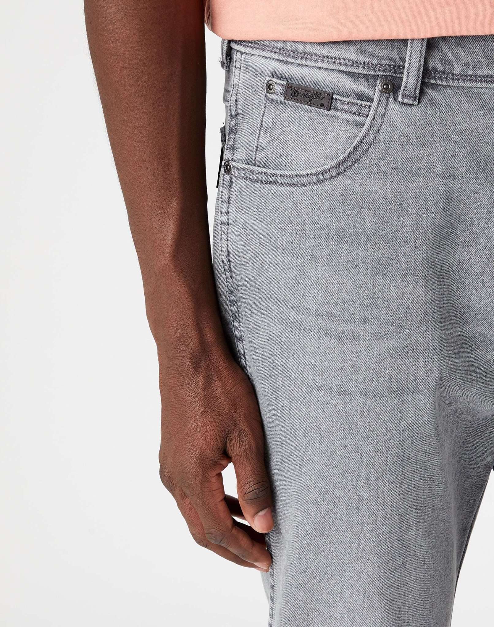 Texas Taper in Golden Grey Jeans Wrangler