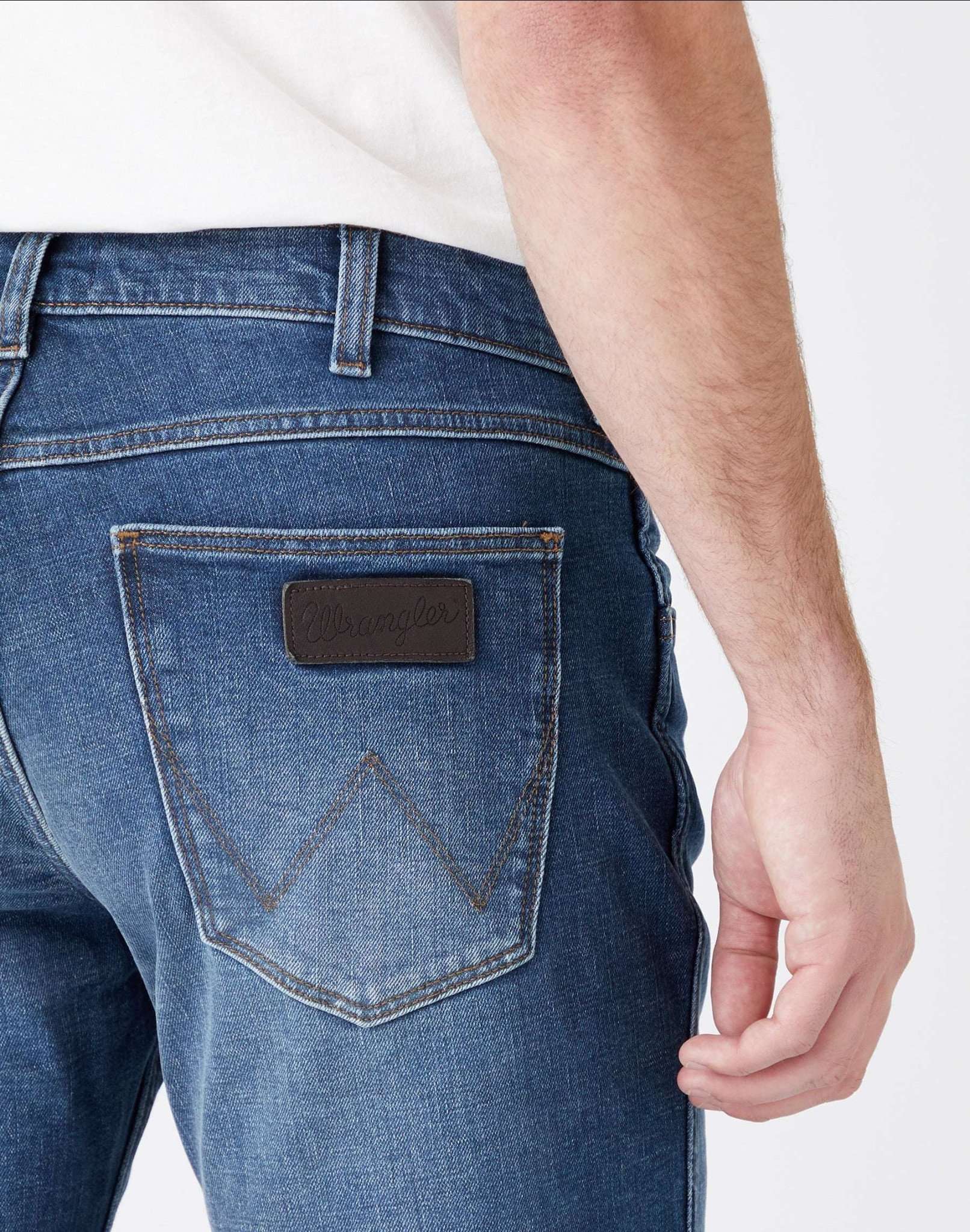 Greensboro Low Stretch in Blue Sweep Jeans Wrangler