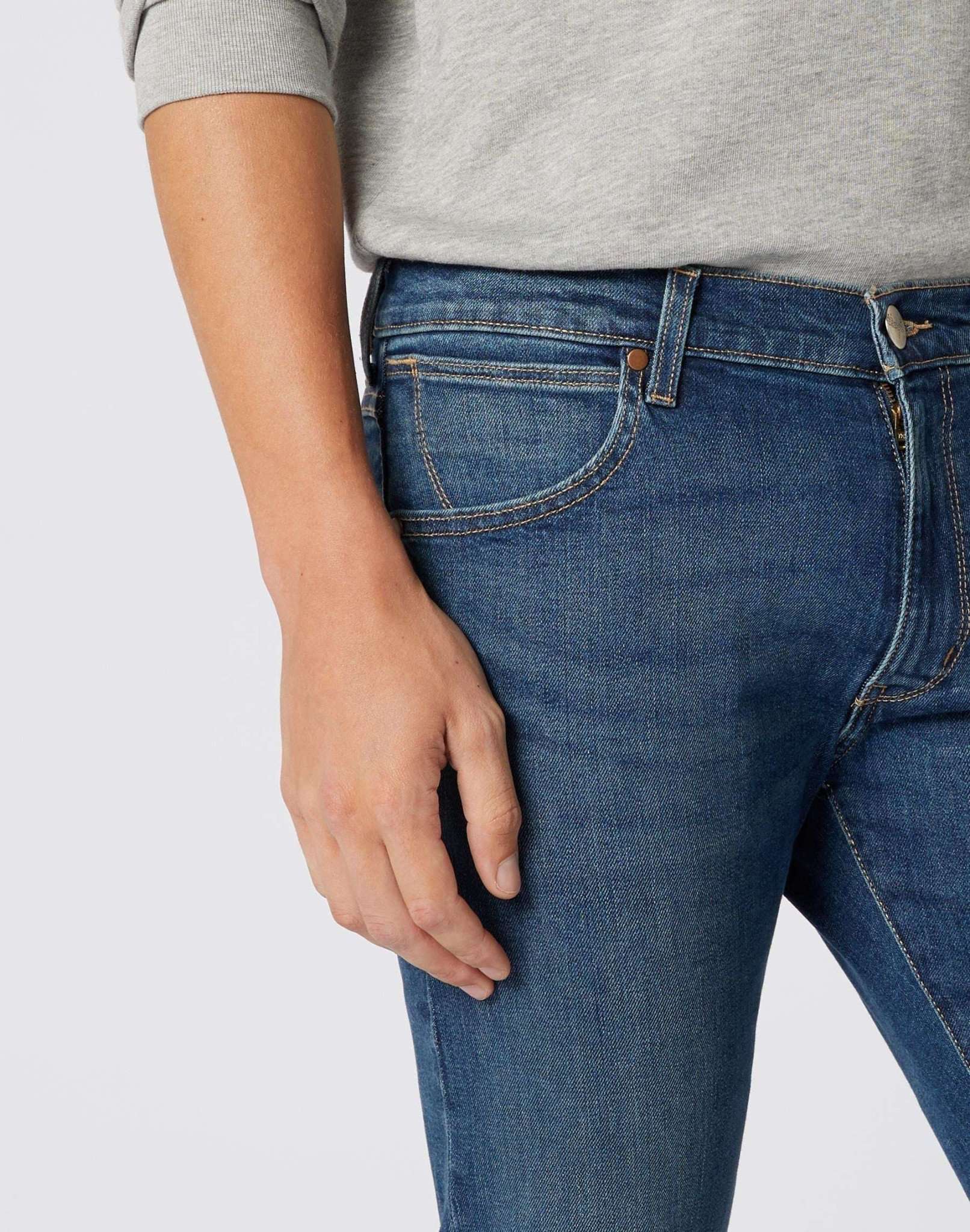 Larston Medium Stretch in Indigo Wit Jeans Wrangler