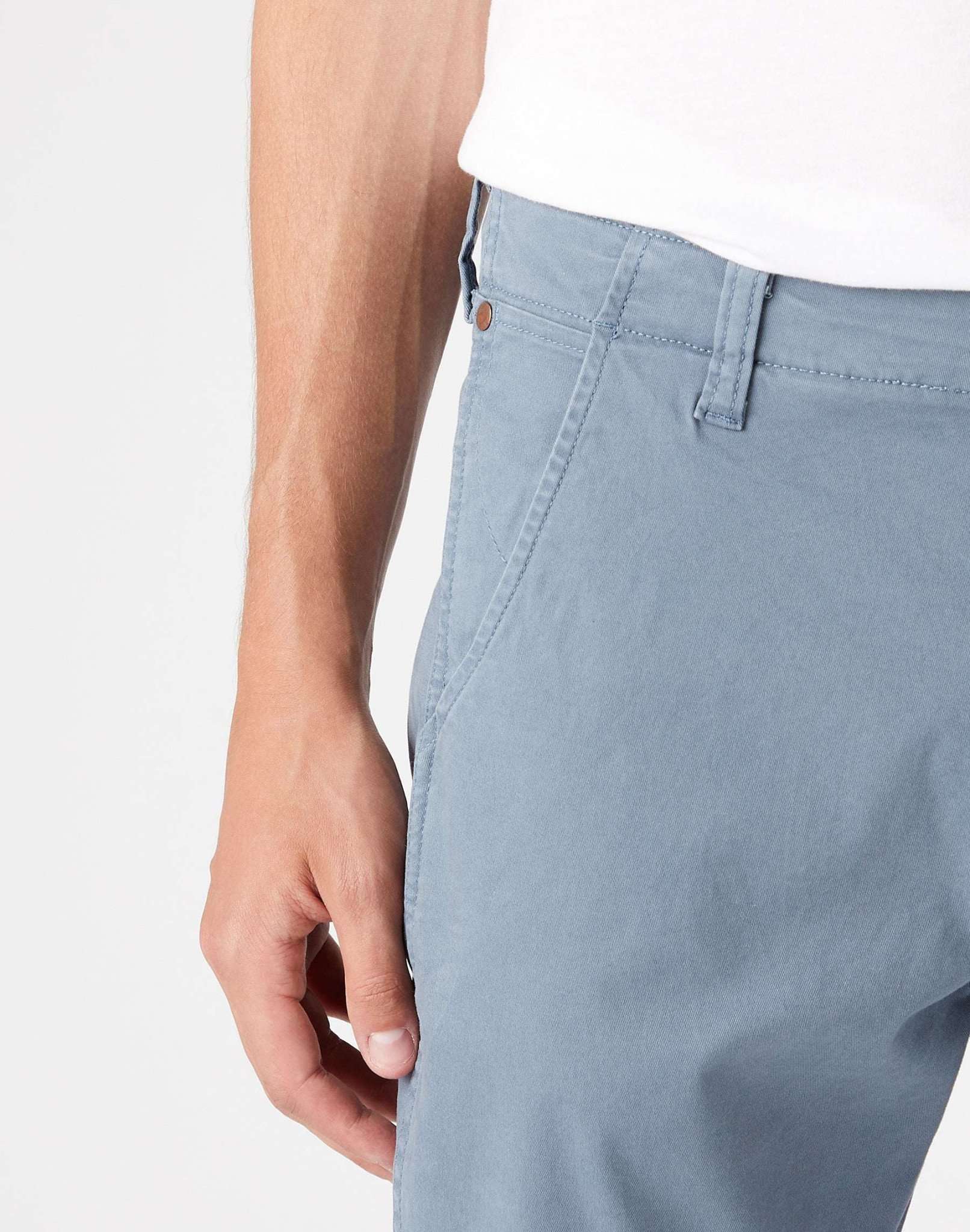 Casey Jones Chino in Blue Mirage Chinos Wrangler