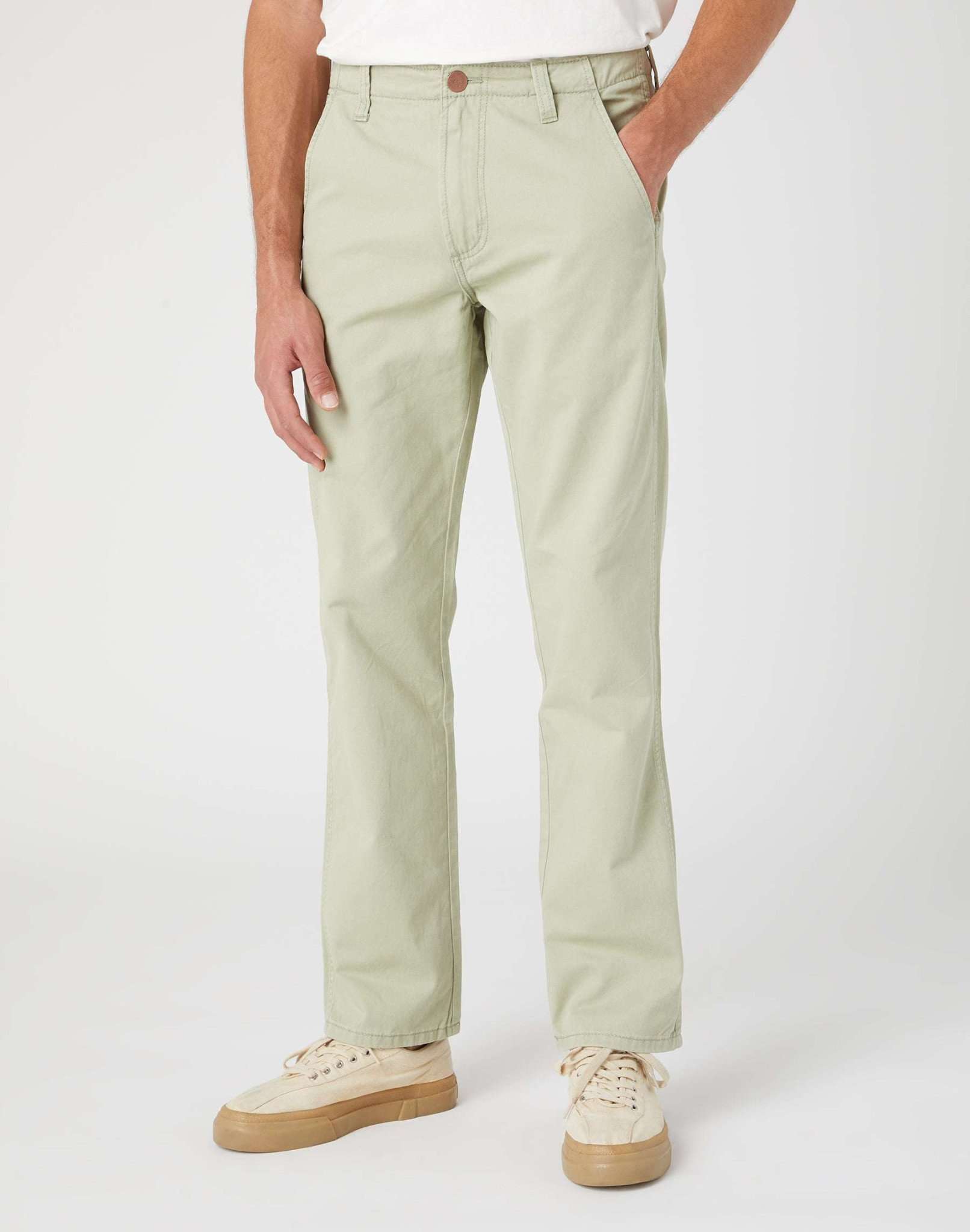 Casey Jones Chino in Tea Leaf Hosen Wrangler