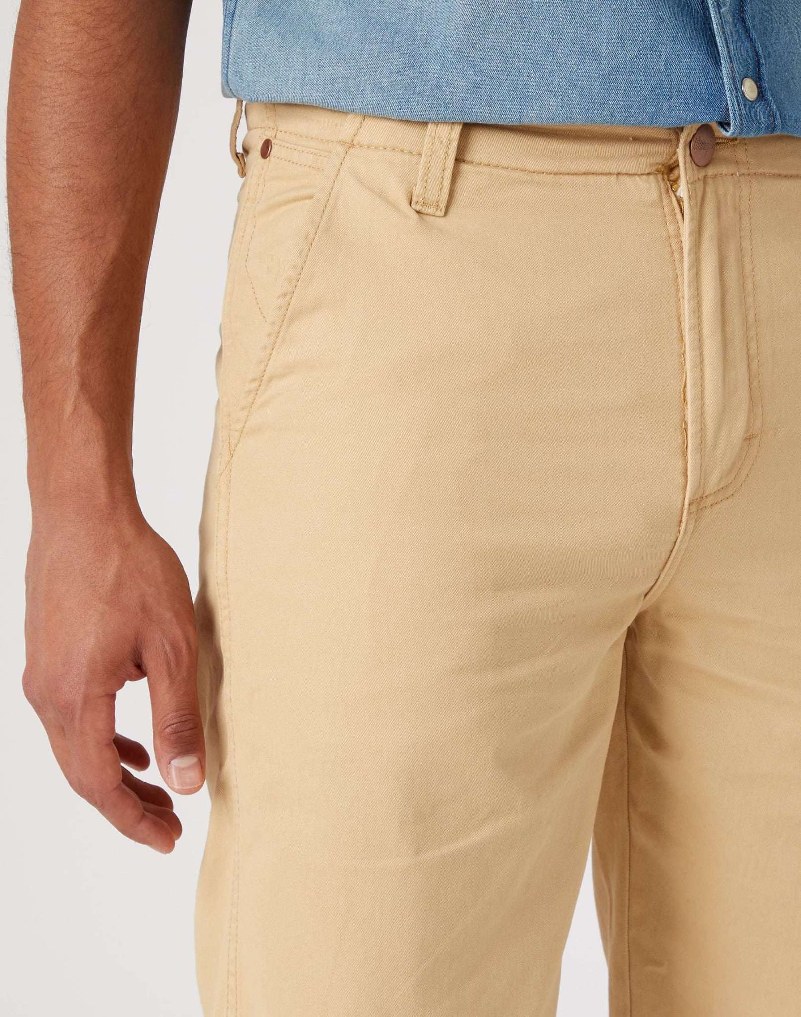 Casey Chino Shorts in Taos Taupe Shorts Wrangler
