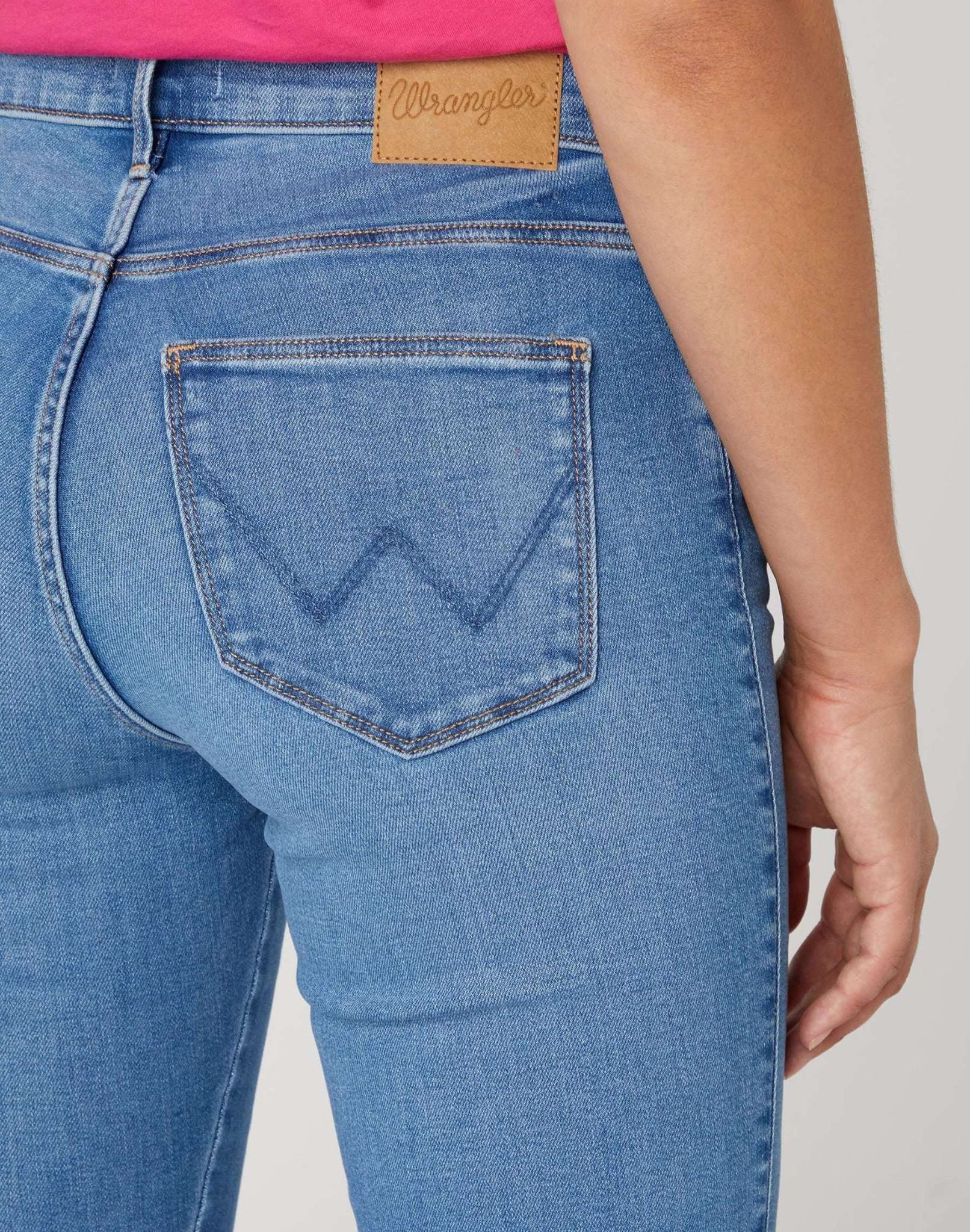 Slim in Pearl Jeans Wrangler