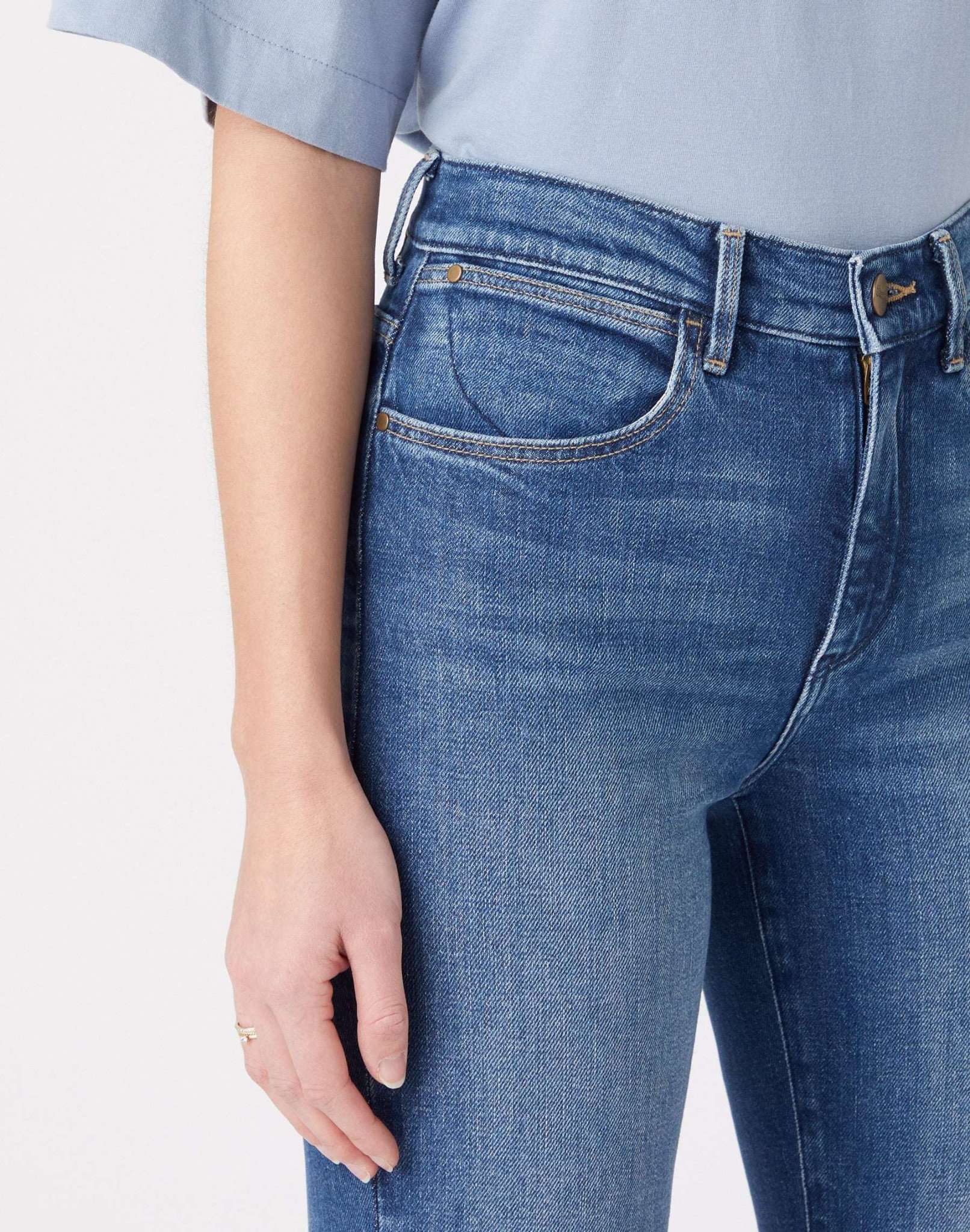 Straight in Airblue Jeans Wrangler