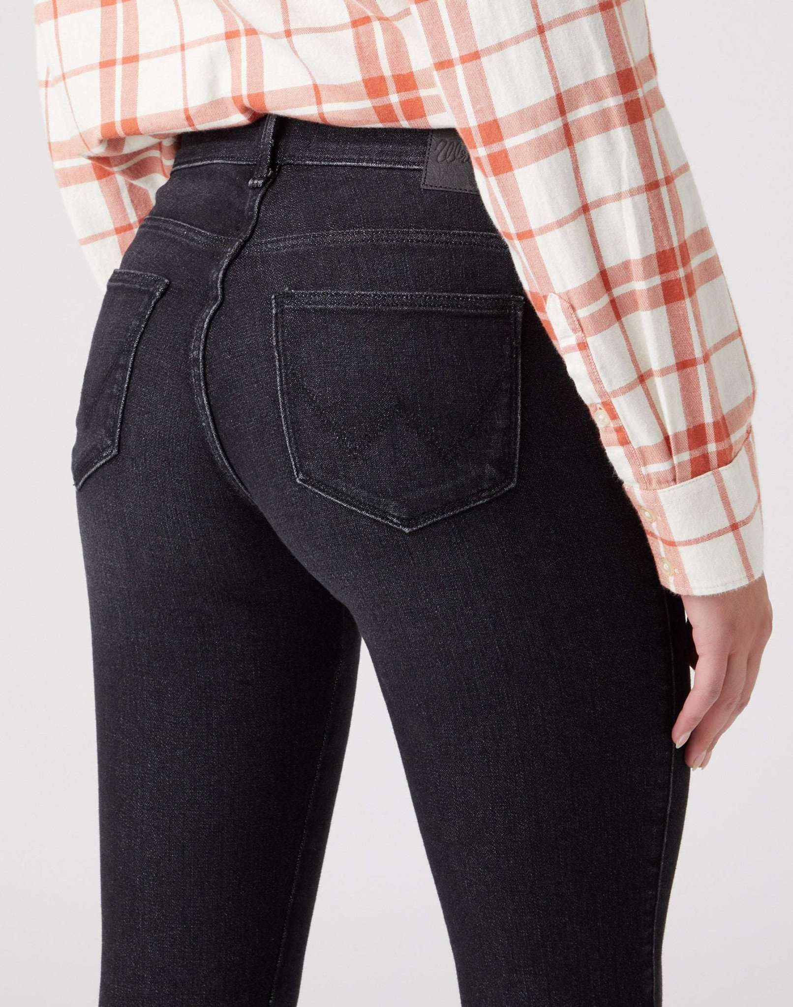 Bootcut in Wicked Jeans Wrangler