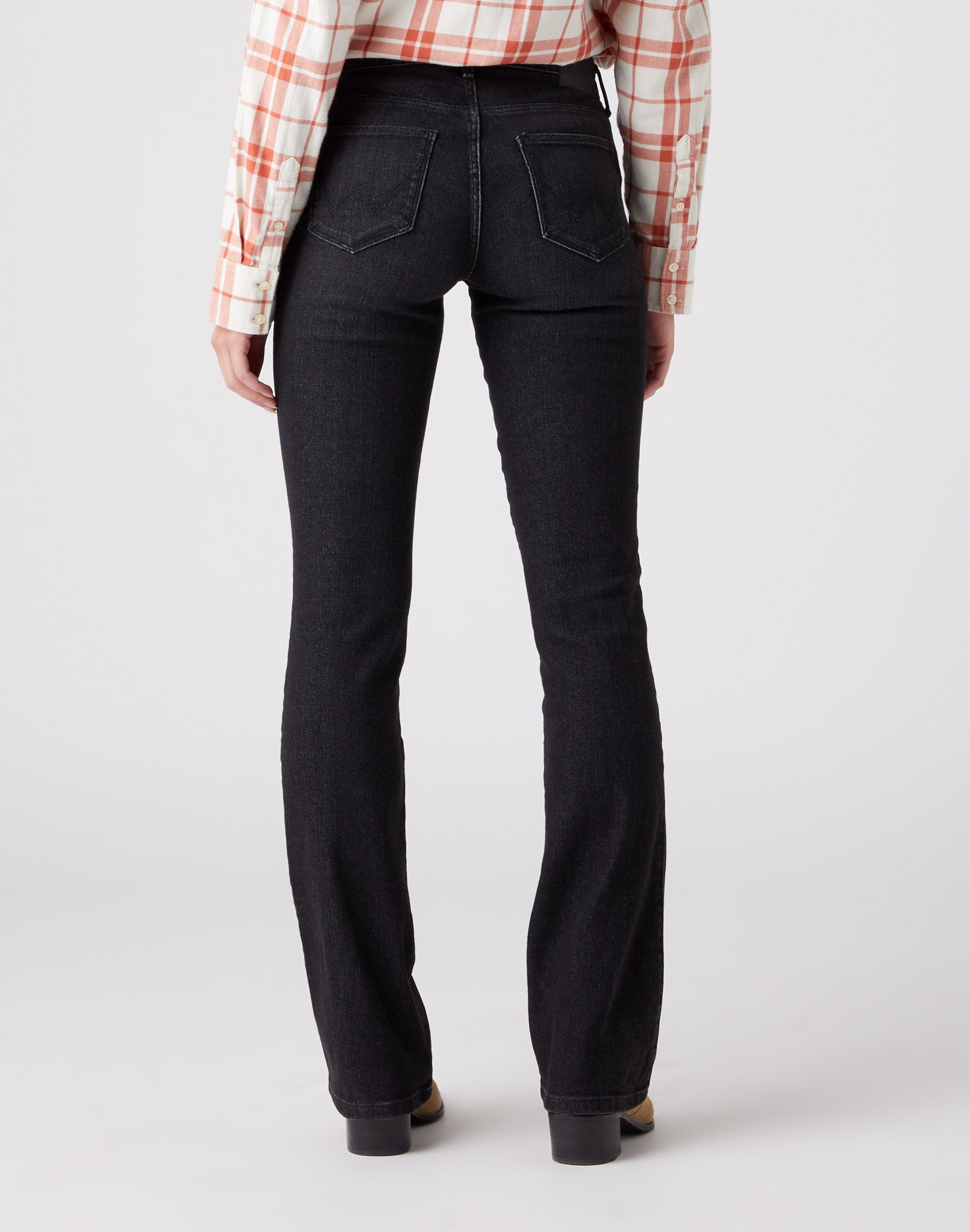 Bootcut in Wicked Jeans Wrangler