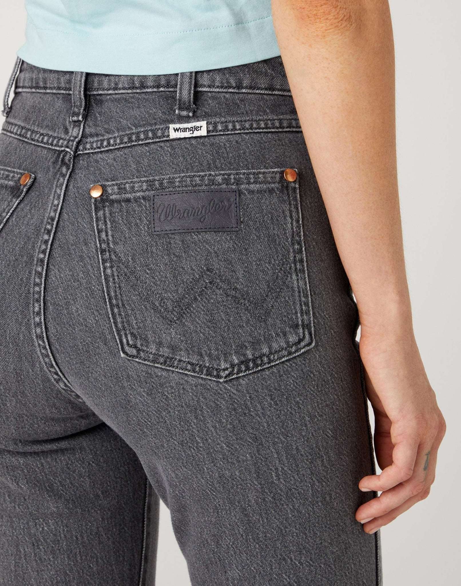 Walker in Black Forest Jeans Wrangler