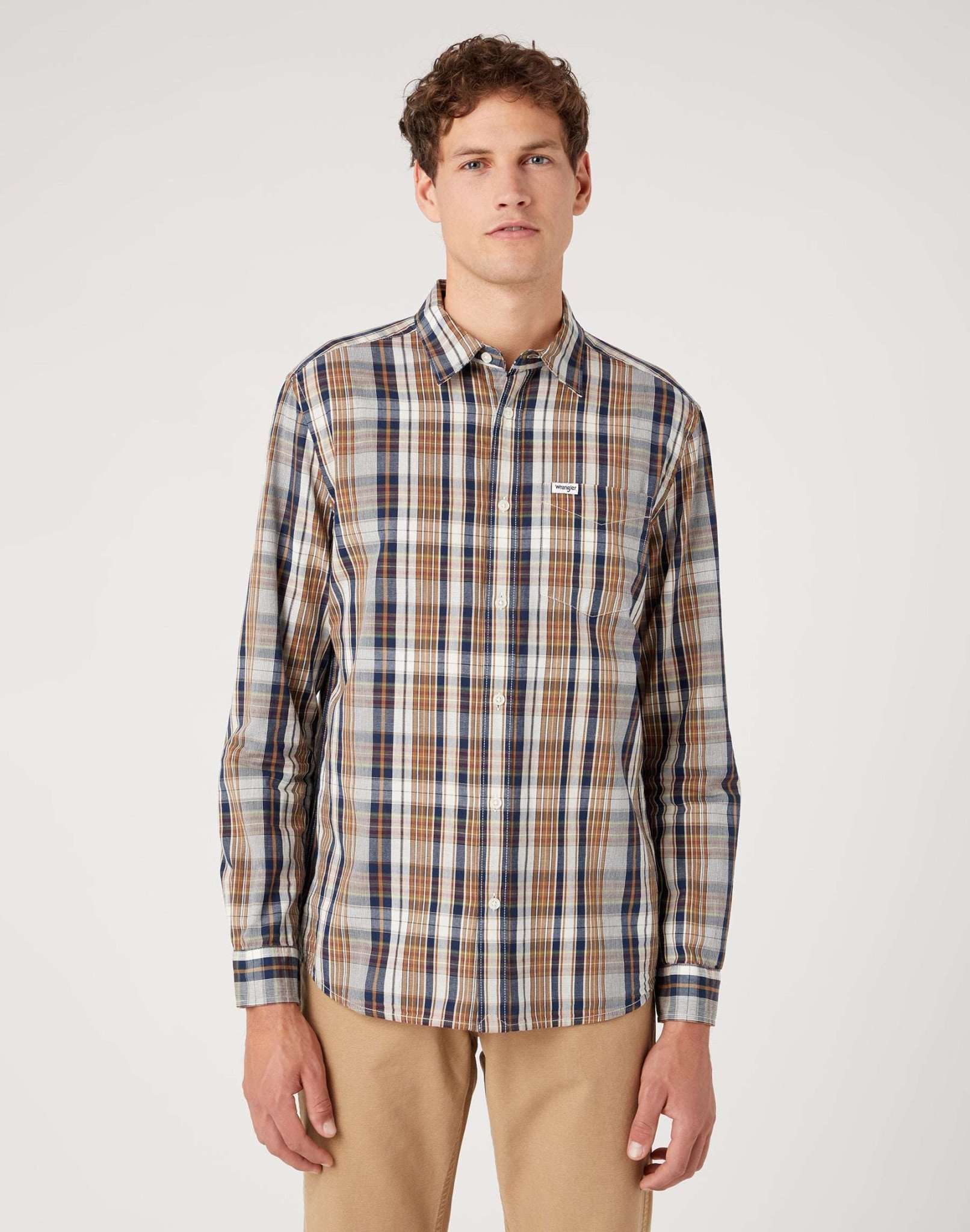 One Pocket Shirt in Cappuccino Hemden Wrangler